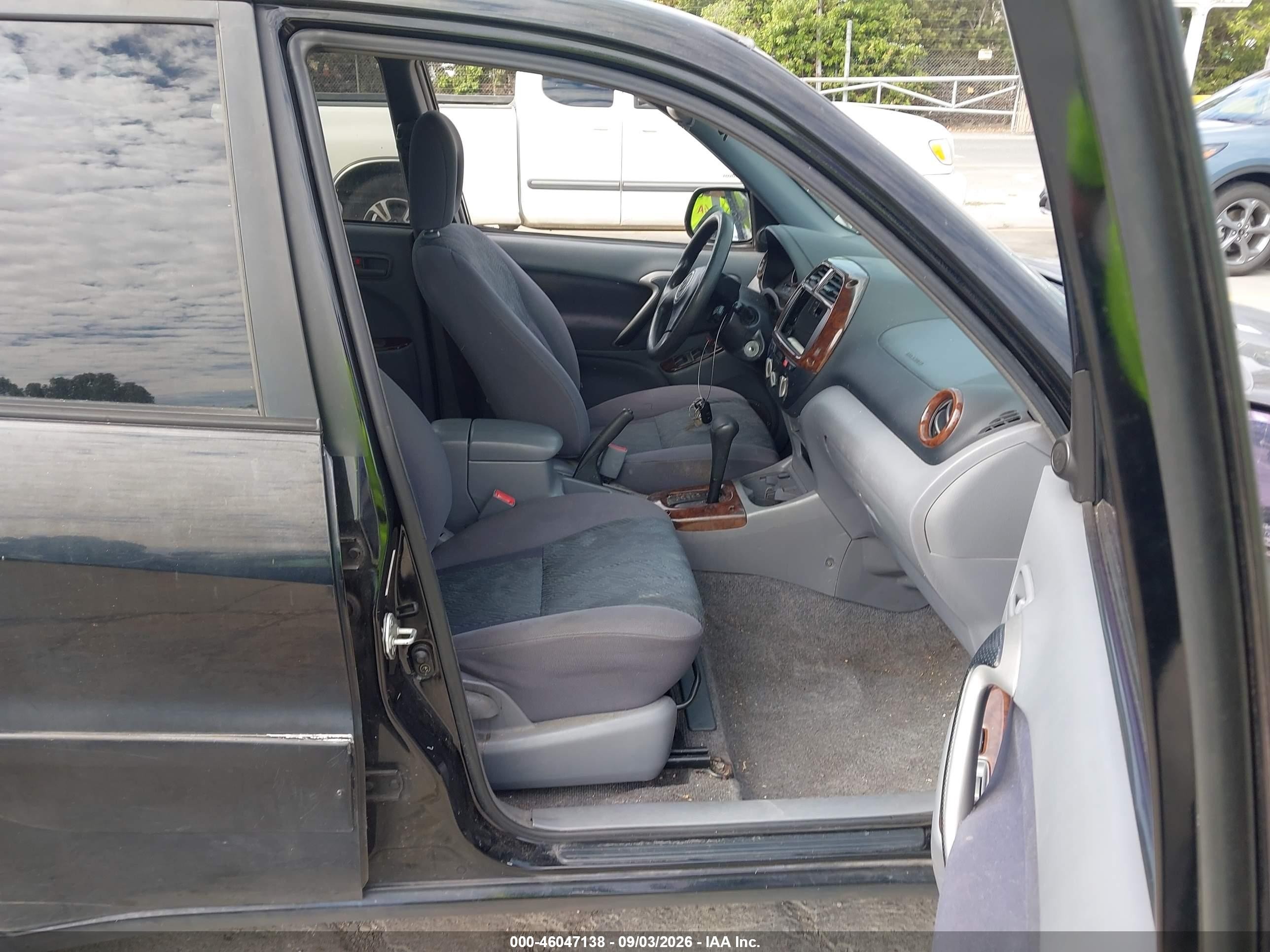 2002 Toyota Rav4   Black vin: JTEHH20V220130850