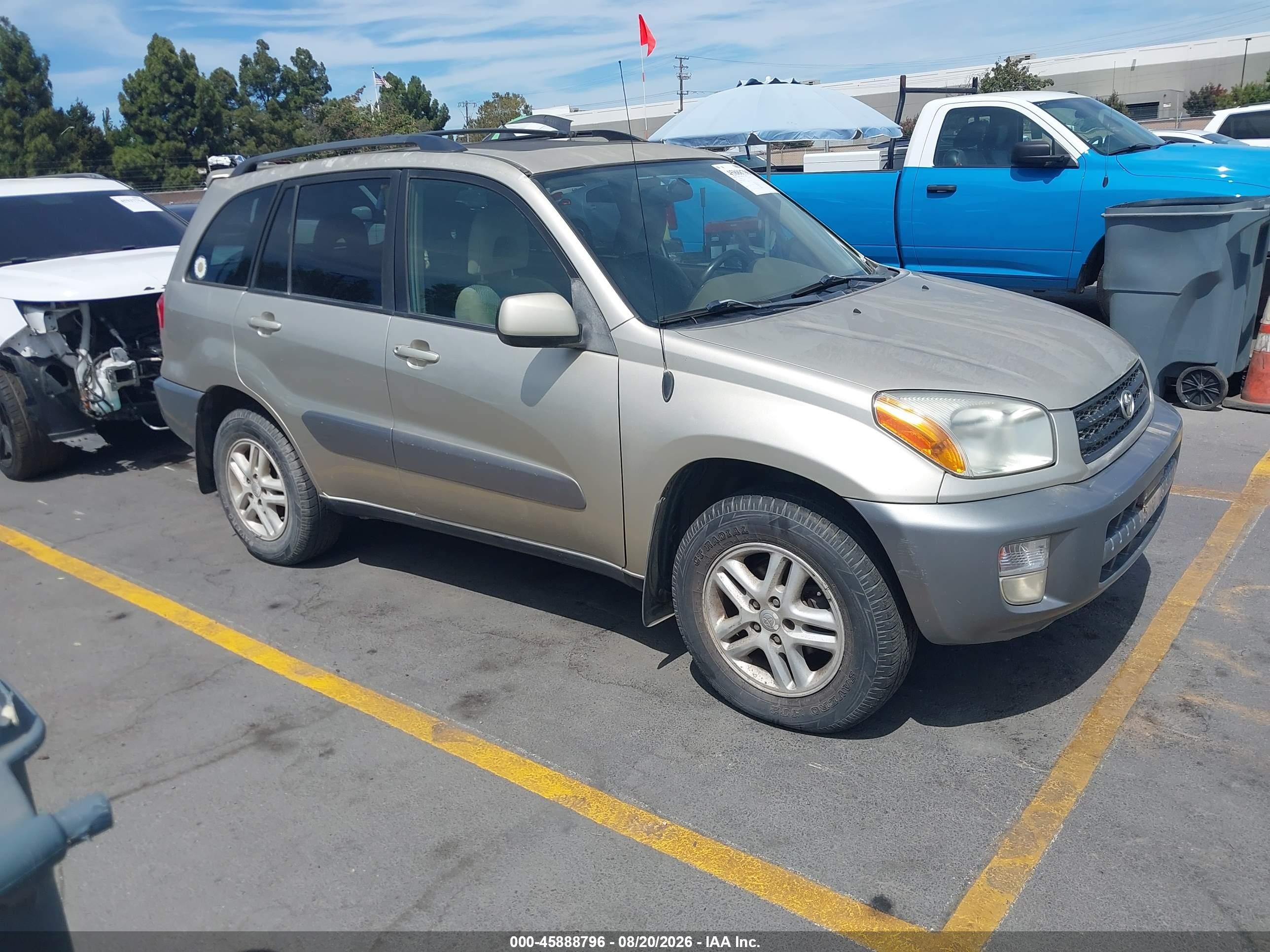 2001 Toyota Rav4   Gold vin: JTEHH20V310105681