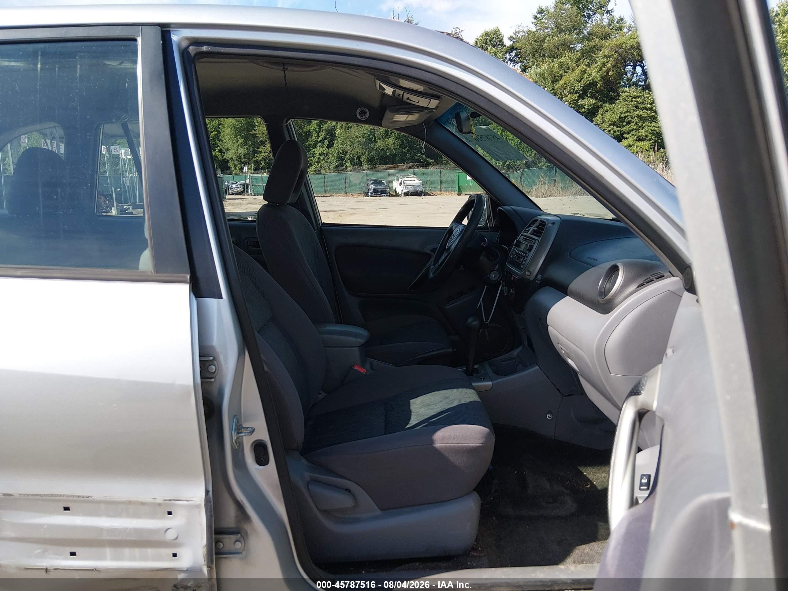 2001 Toyota Rav4   Silver vin: JTEHH20V410046320