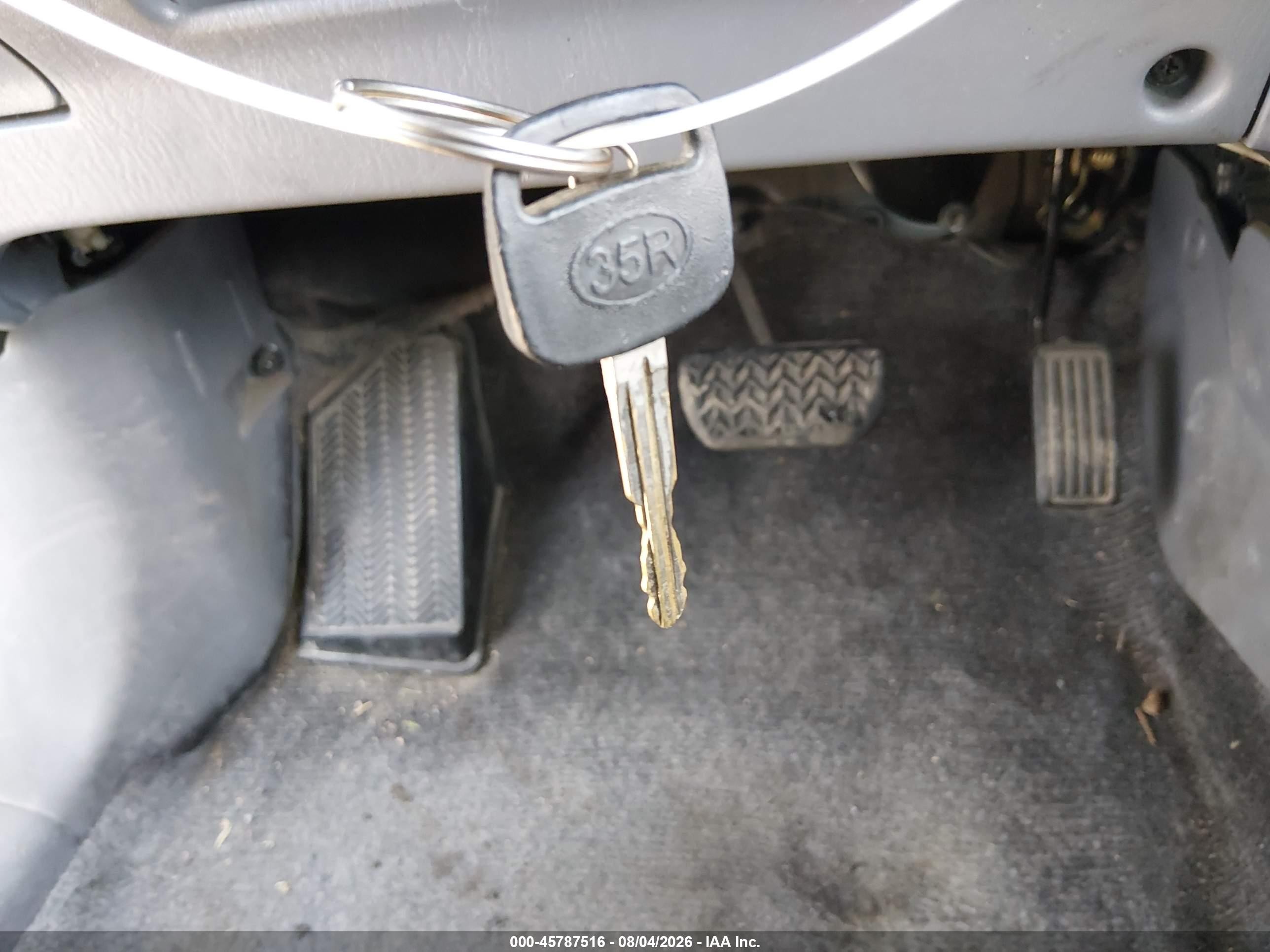 2001 Toyota Rav4   Silver vin: JTEHH20V410046320