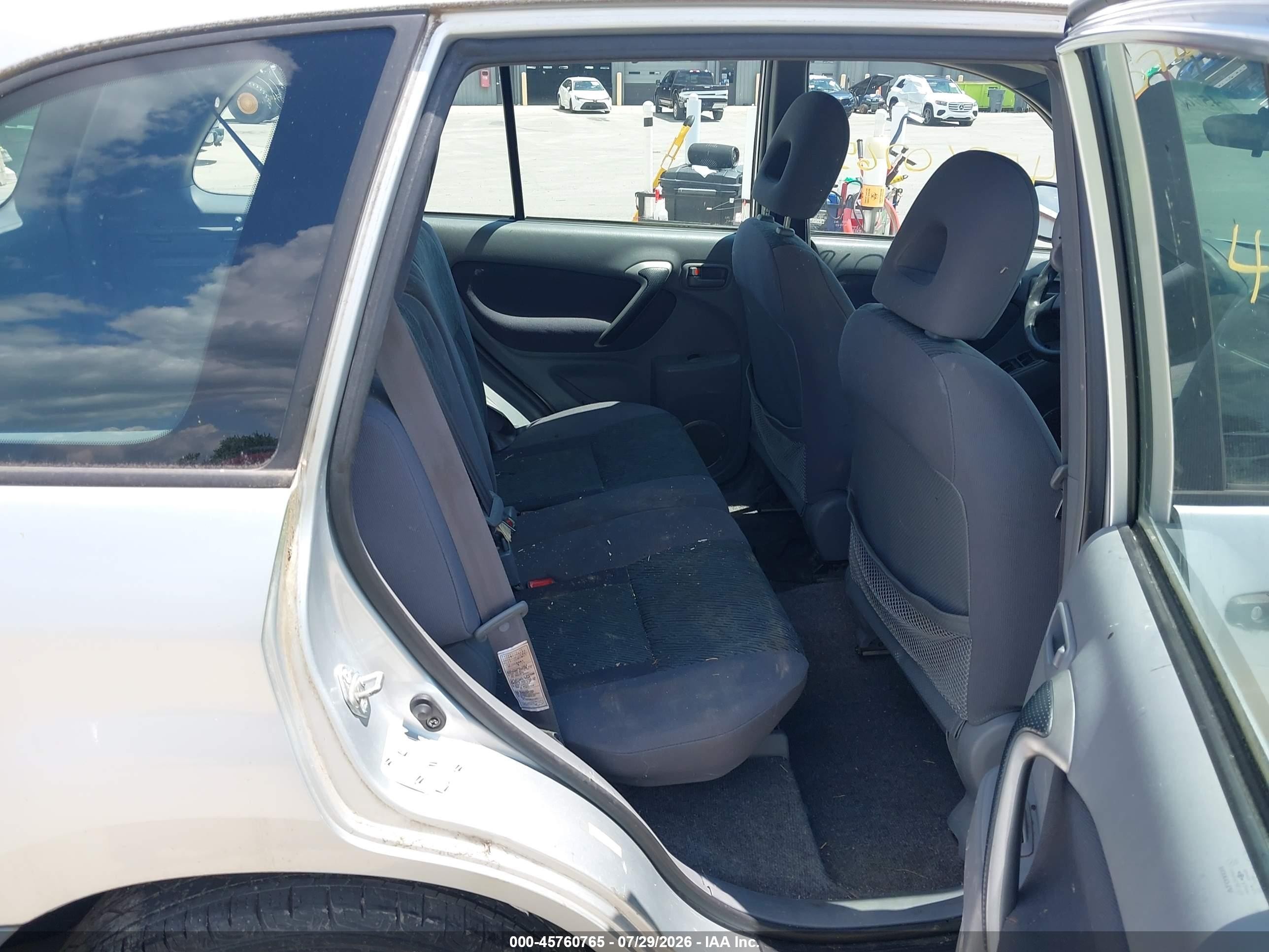 2001 Toyota Rav4   Silver vin: JTEHH20V410052666