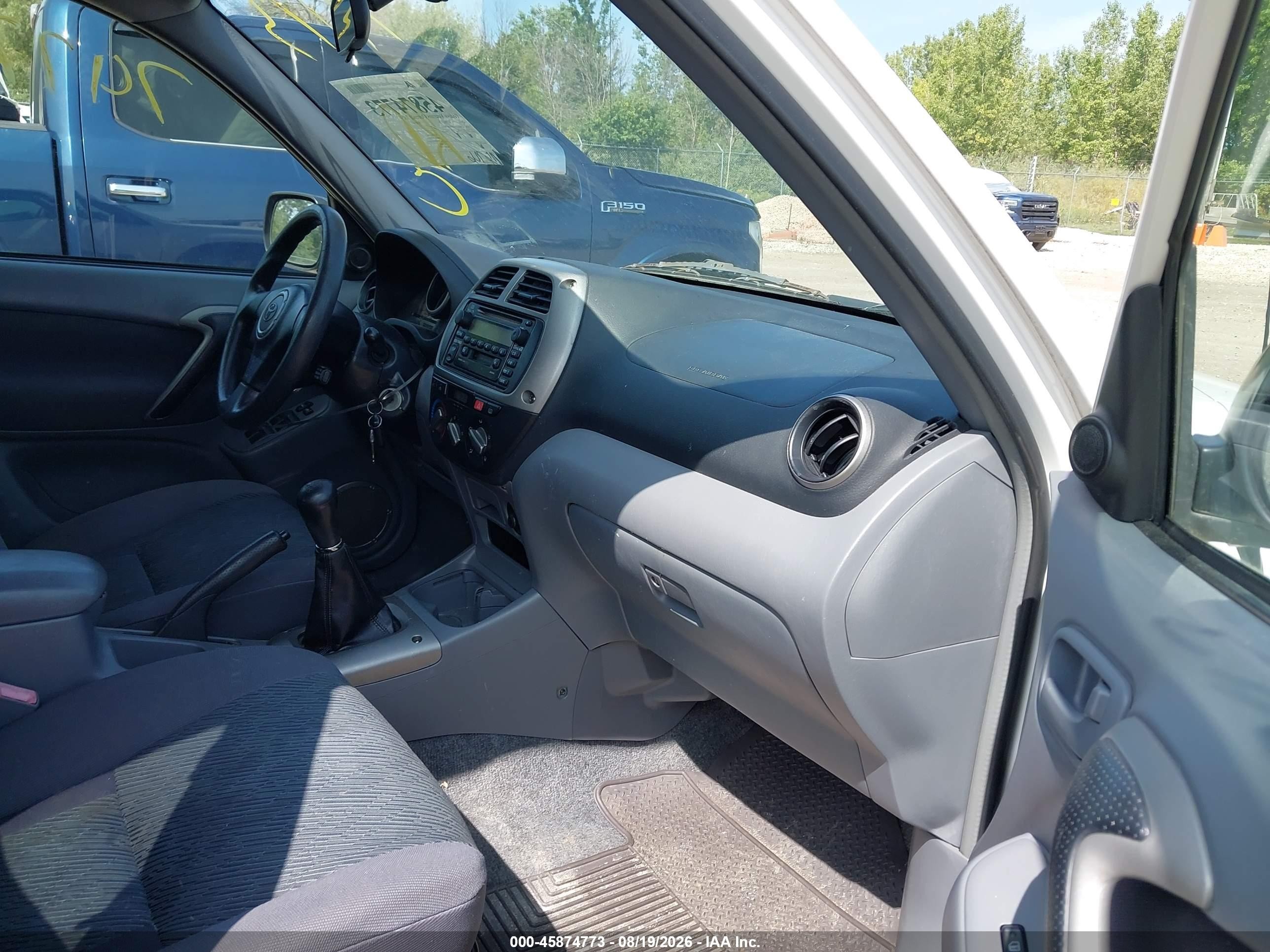 2001 Toyota Rav4   White vin: JTEHH20V410098787