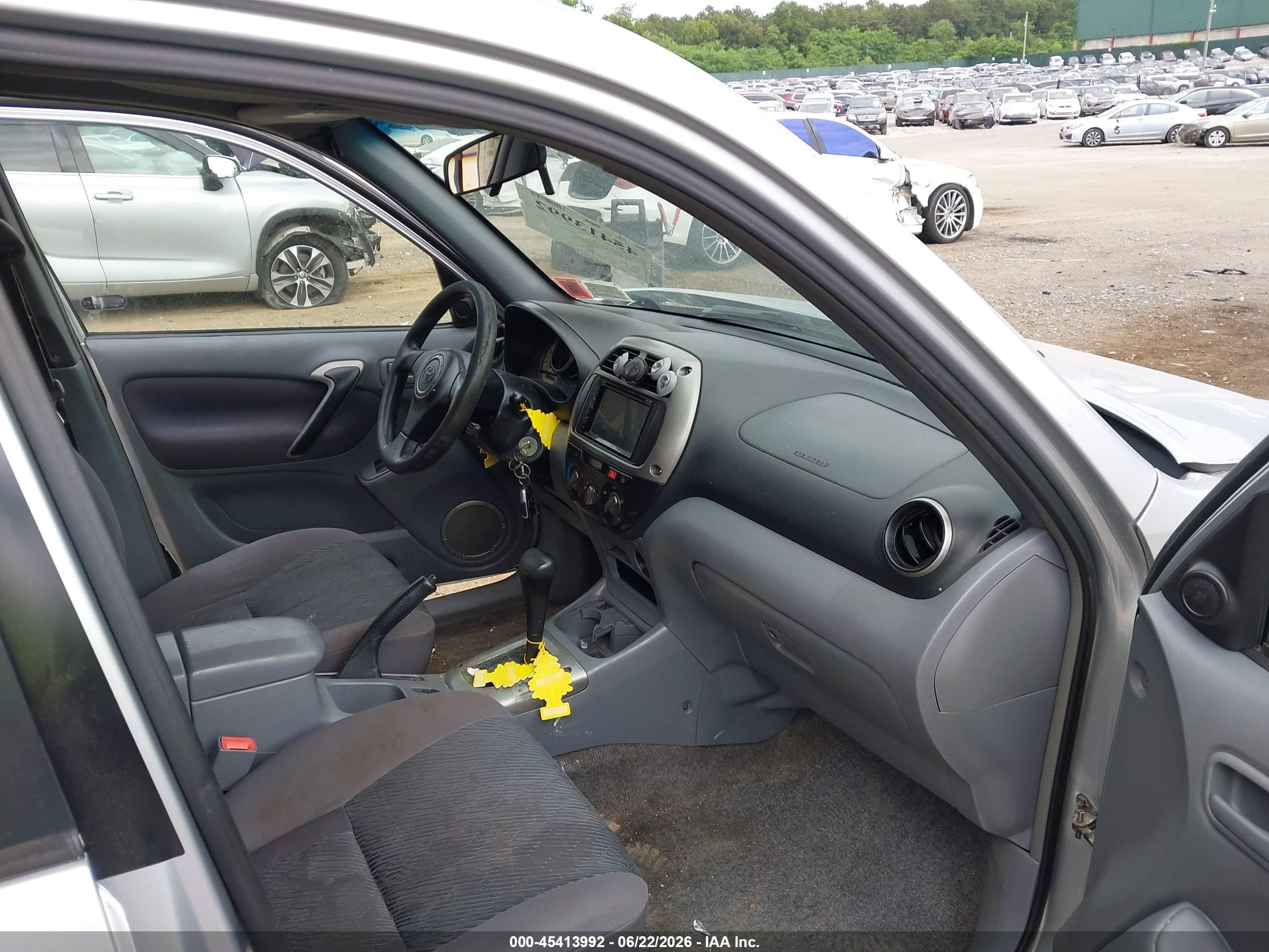 2003 Toyota Rav4   Gray vin: JTEHH20V436086204