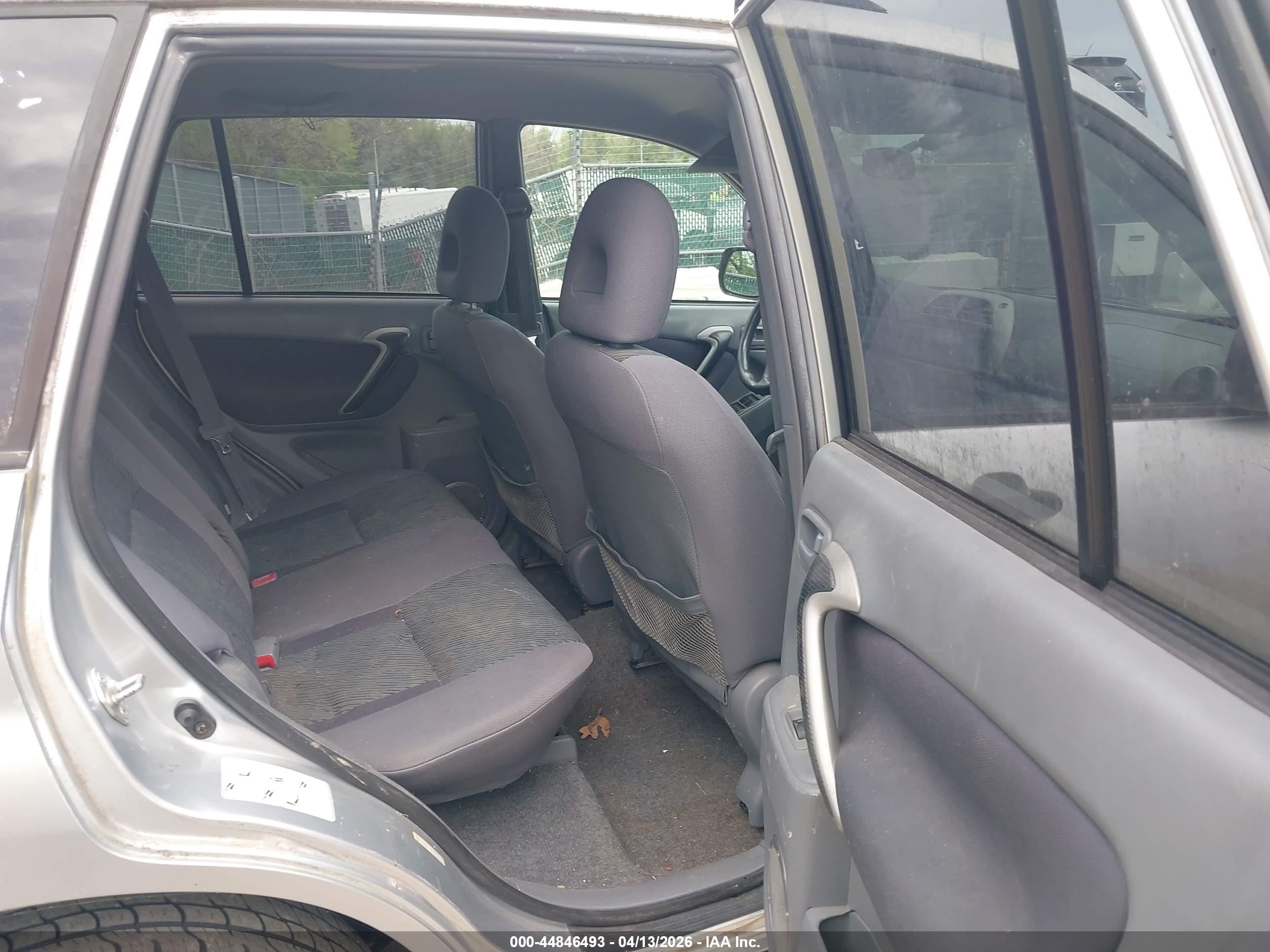 2003 Toyota Rav4   Серебряный vin: JTEHH20V436096909