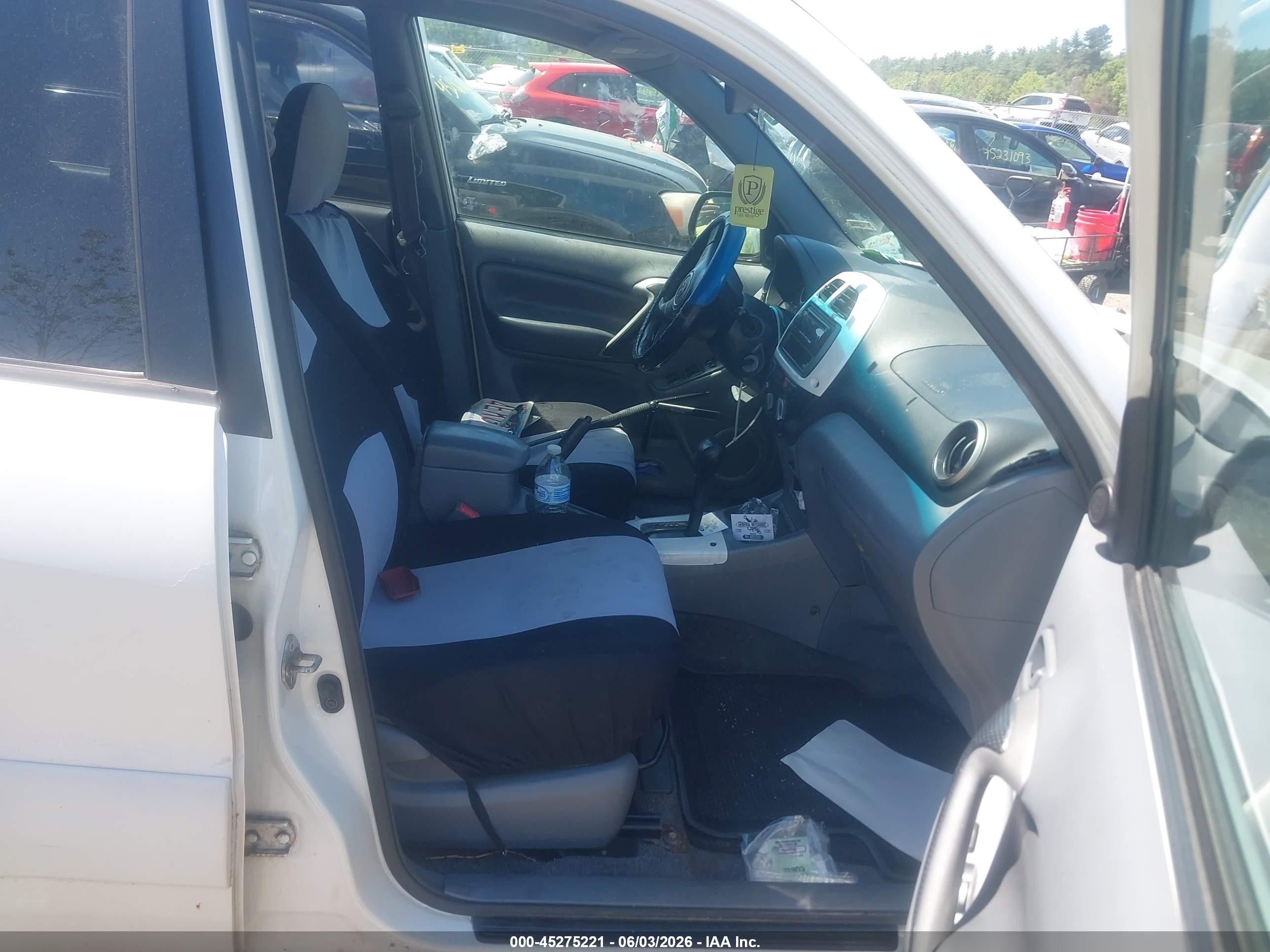 2002 Toyota Rav4   Белый vin: JTEHH20V620130379