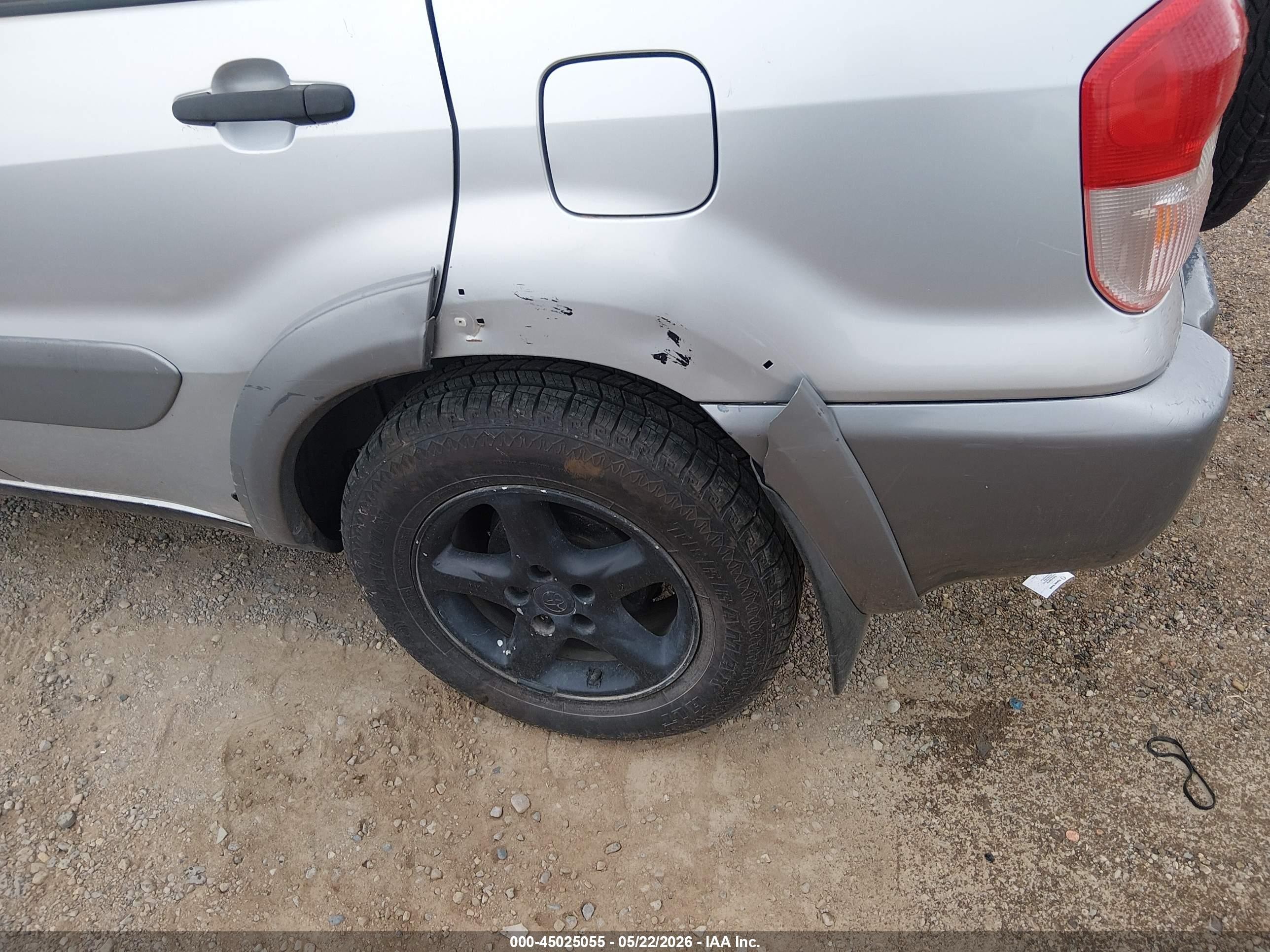 2002 Toyota Rav4   Silver vin: JTEHH20V626019652