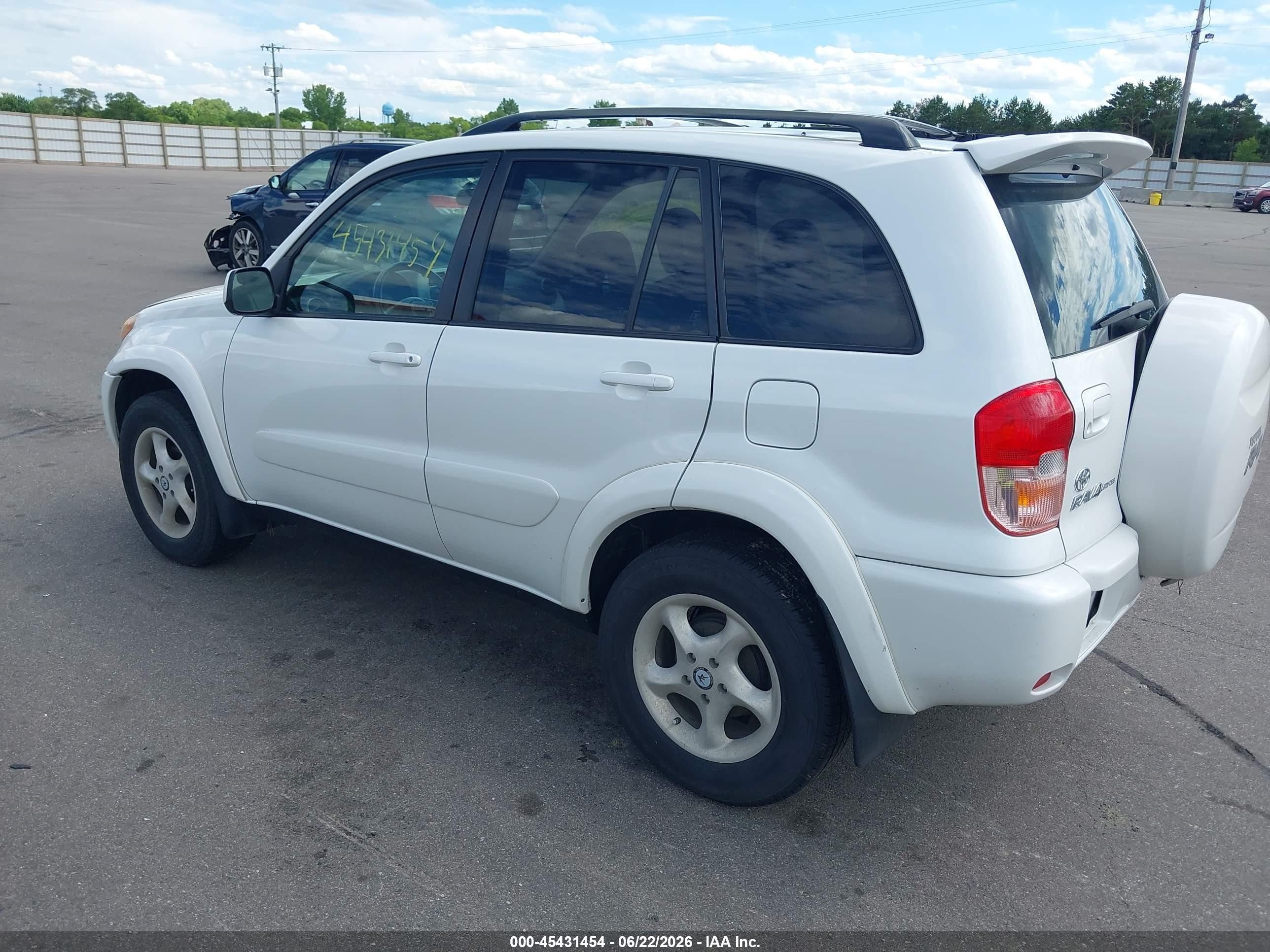 2002 Toyota Rav4   White vin: JTEHH20V720137759