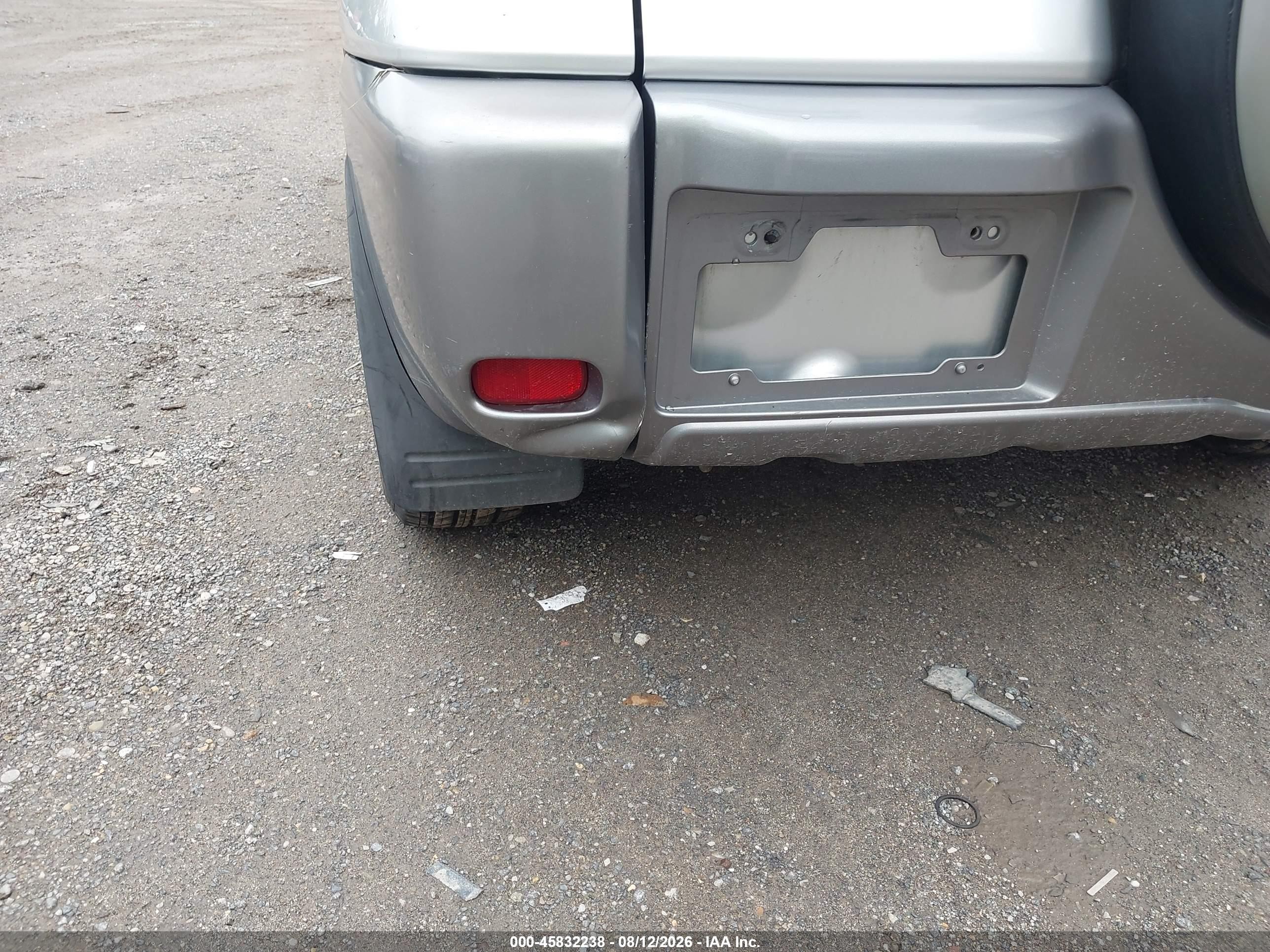 2002 Toyota Rav4   Silver vin: JTEHH20V726052921