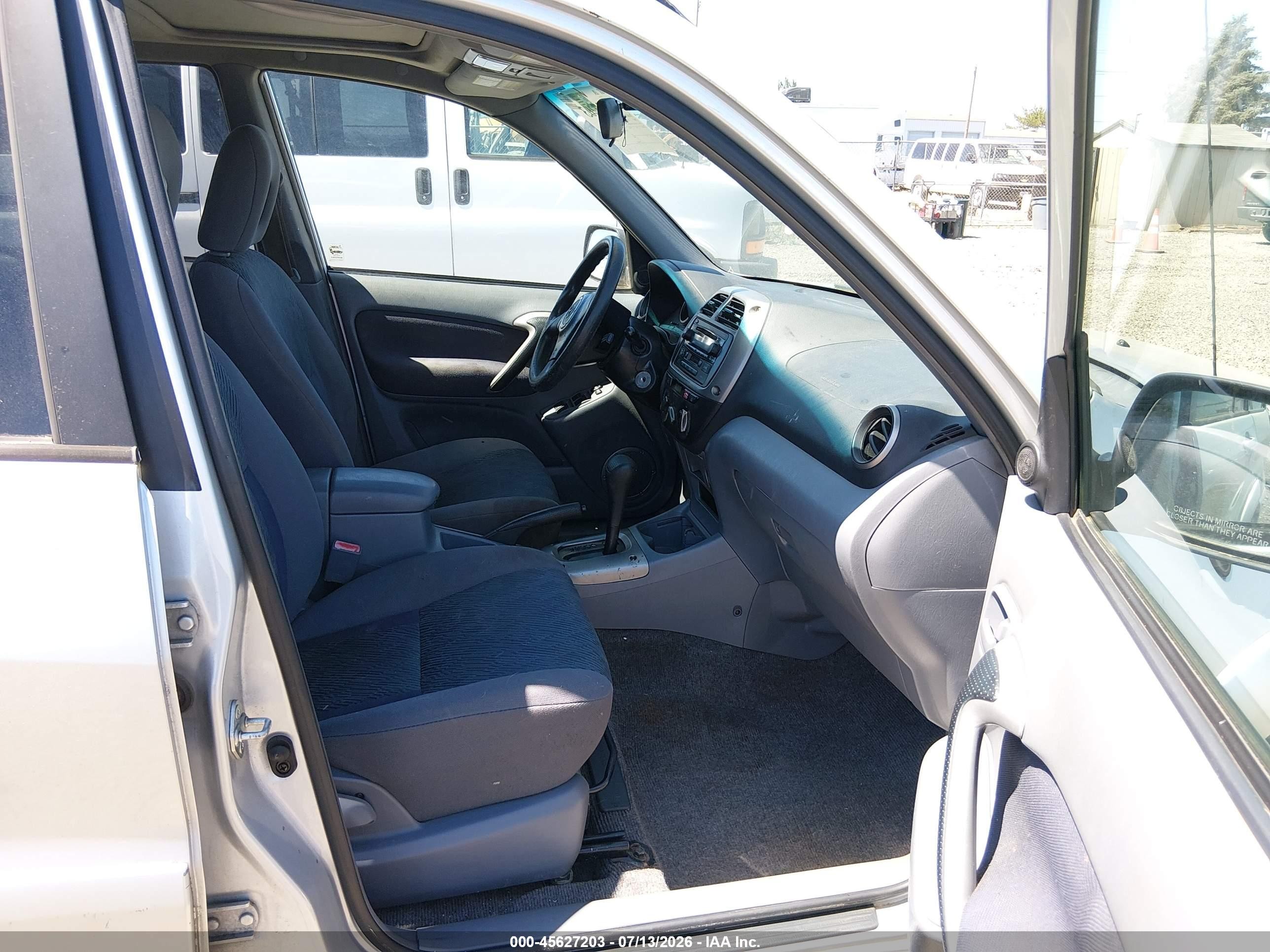 2003 Toyota Rav4   Silver vin: JTEHH20V730258258