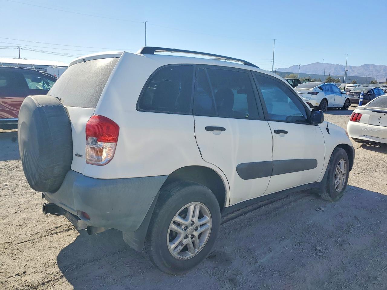 2001 Toyota Rav4 Base Белый vin: JTEHH20V816012152