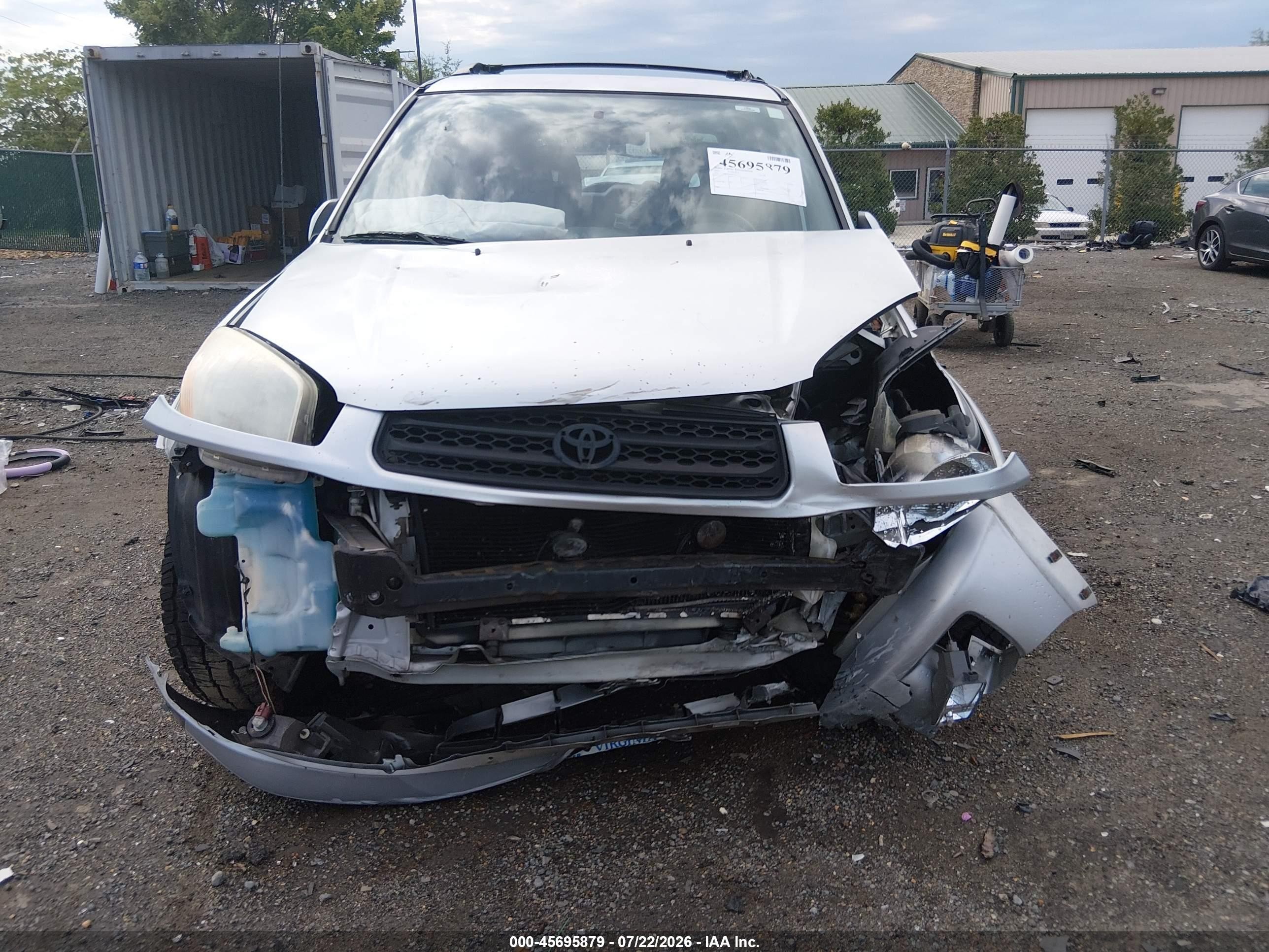 2002 Toyota Rav4   Silver vin: JTEHH20V820144333