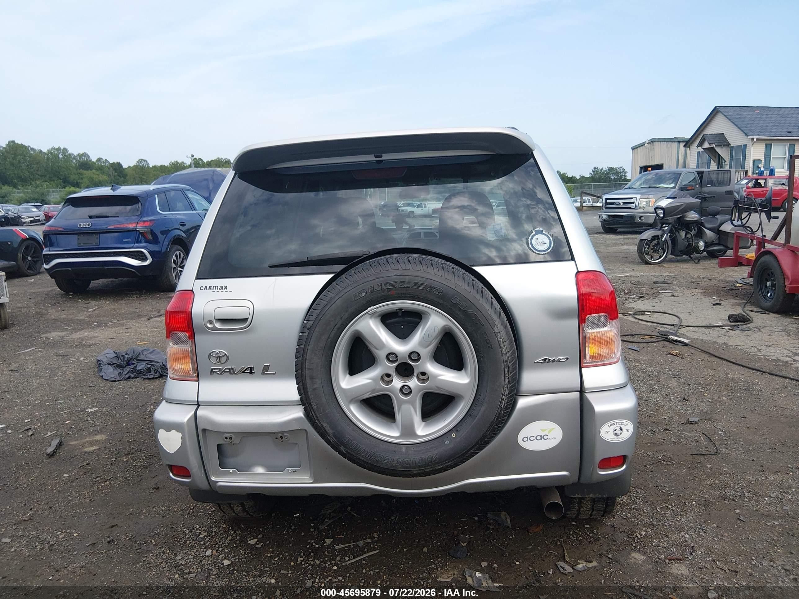 2002 Toyota Rav4   Silver vin: JTEHH20V820144333