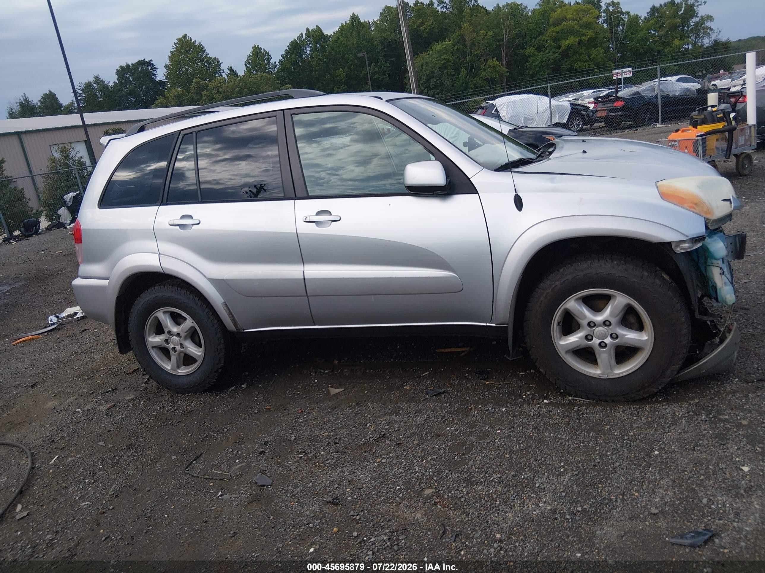 2002 Toyota Rav4   Silver vin: JTEHH20V820144333