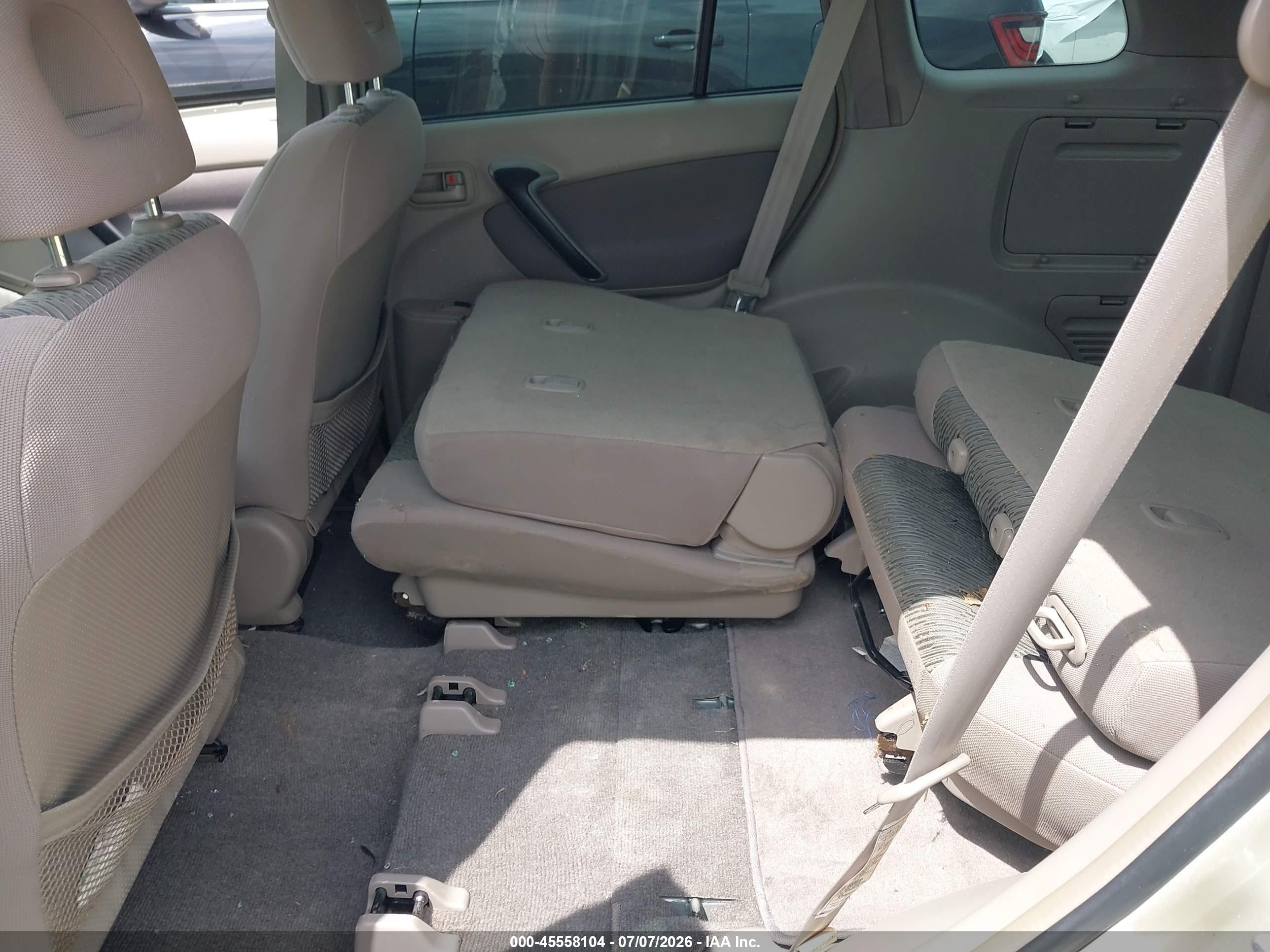 2003 Toyota Rav4   Gold vin: JTEHH20V830227990