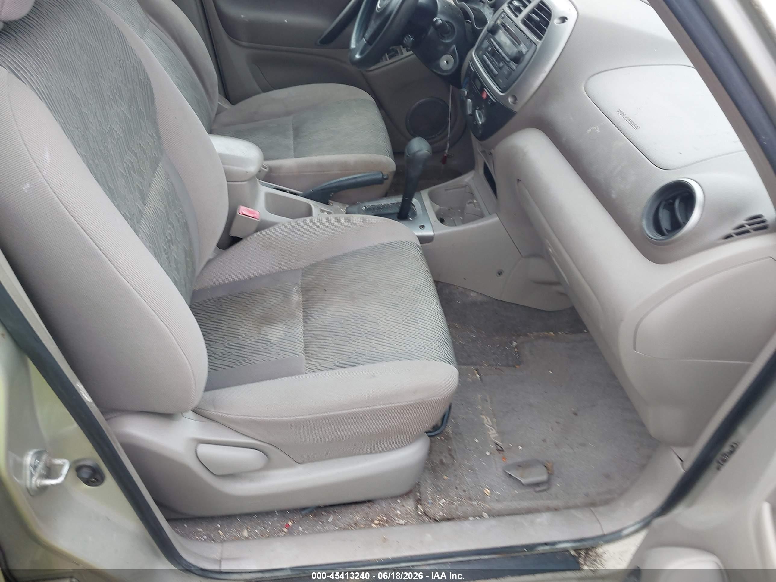 2003 Toyota Rav4   Gold vin: JTEHH20V830252615