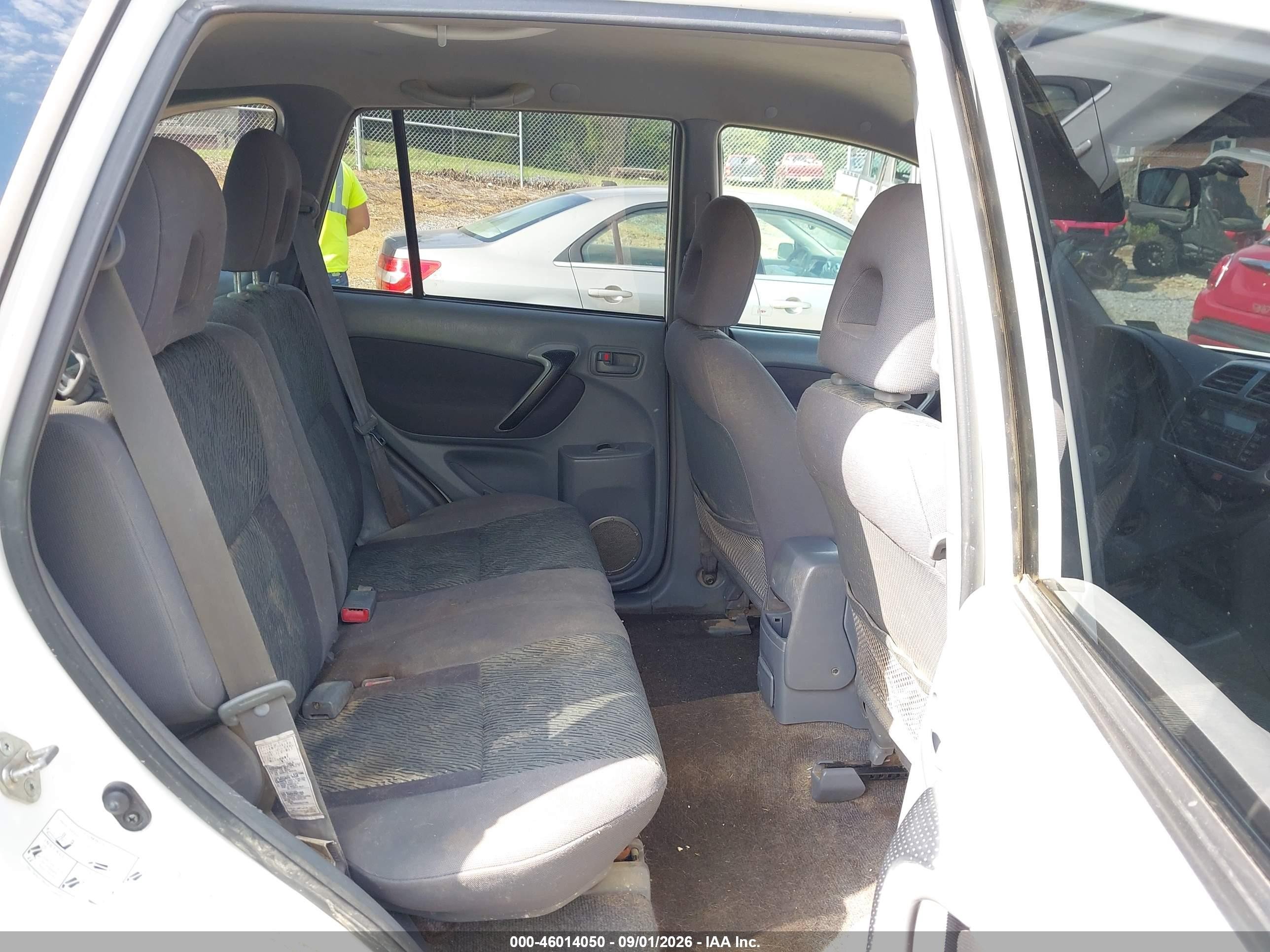 2001 Toyota Rav4   White vin: JTEHH20V910080222