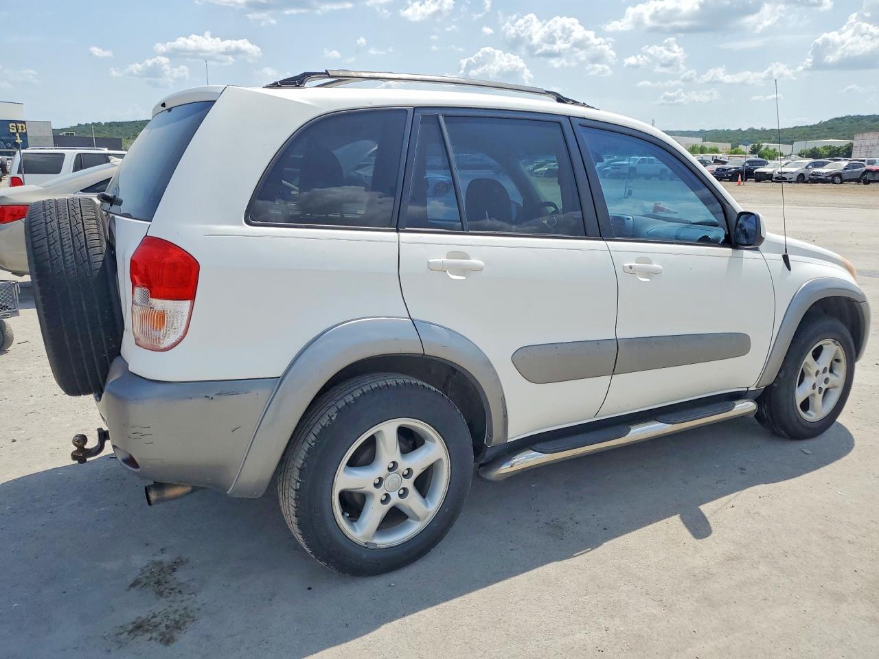 2001 Toyota Rav4 Base White vin: JTEHH20V910111601