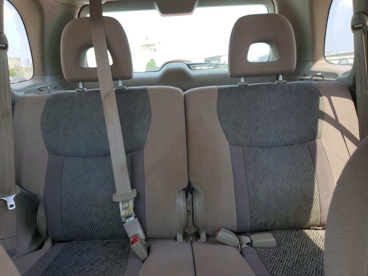 2001 Toyota Rav4 Base White vin: JTEHH20V910111601