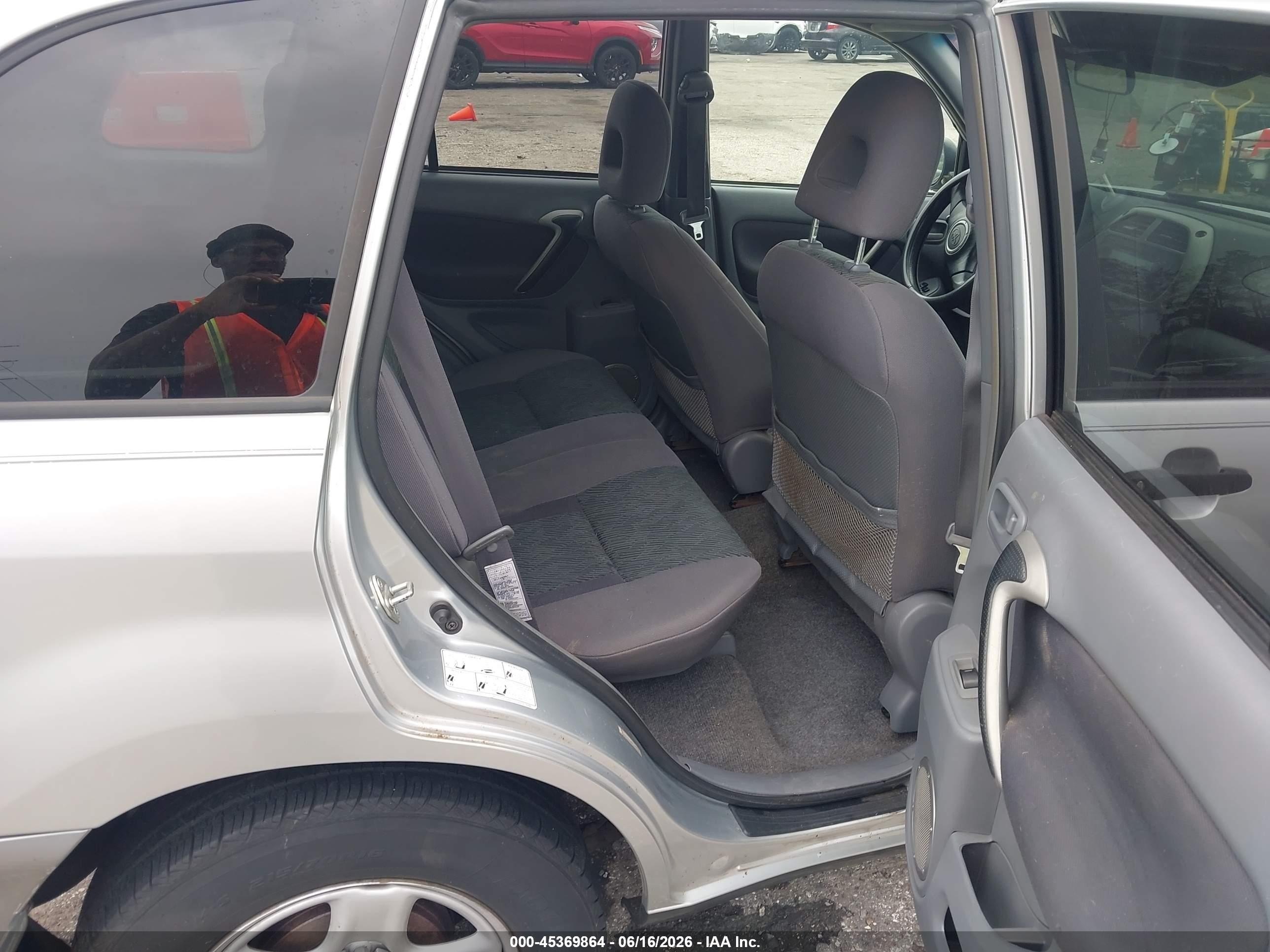 2003 Toyota Rav4   Gray vin: JTEHH20VX36092900