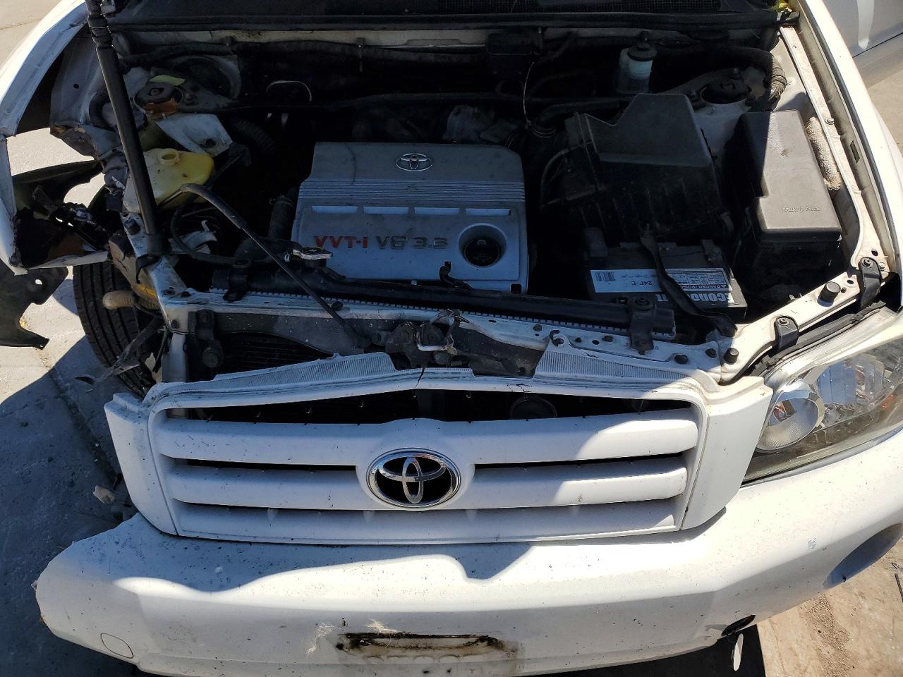 2007 Toyota Highlander Sport White vin: JTEHP21A070201338
