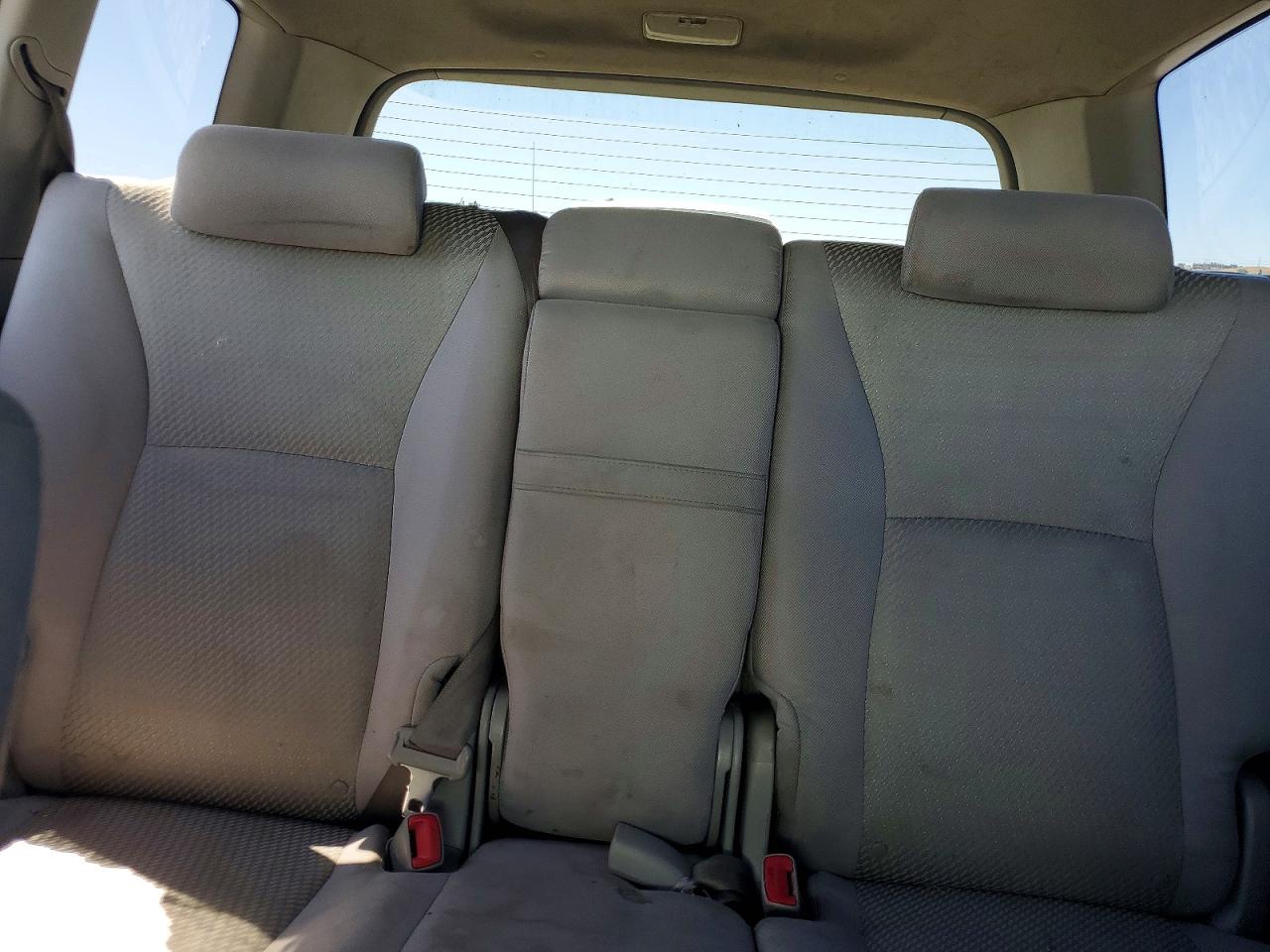 2007 Toyota Highlander Sport White vin: JTEHP21A170197154
