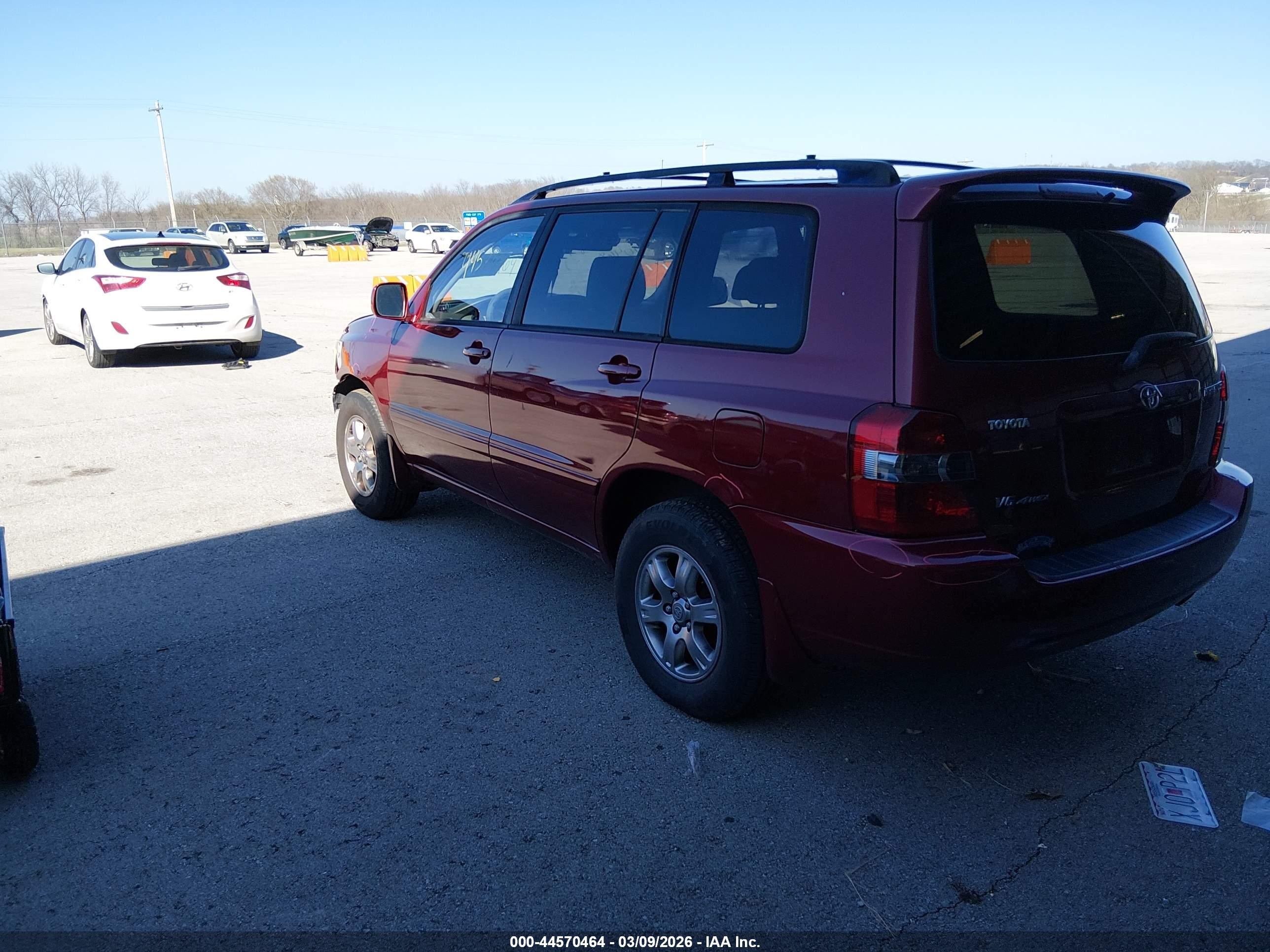 2007 Toyota Highlander V6 Red vin: JTEHP21A770209484