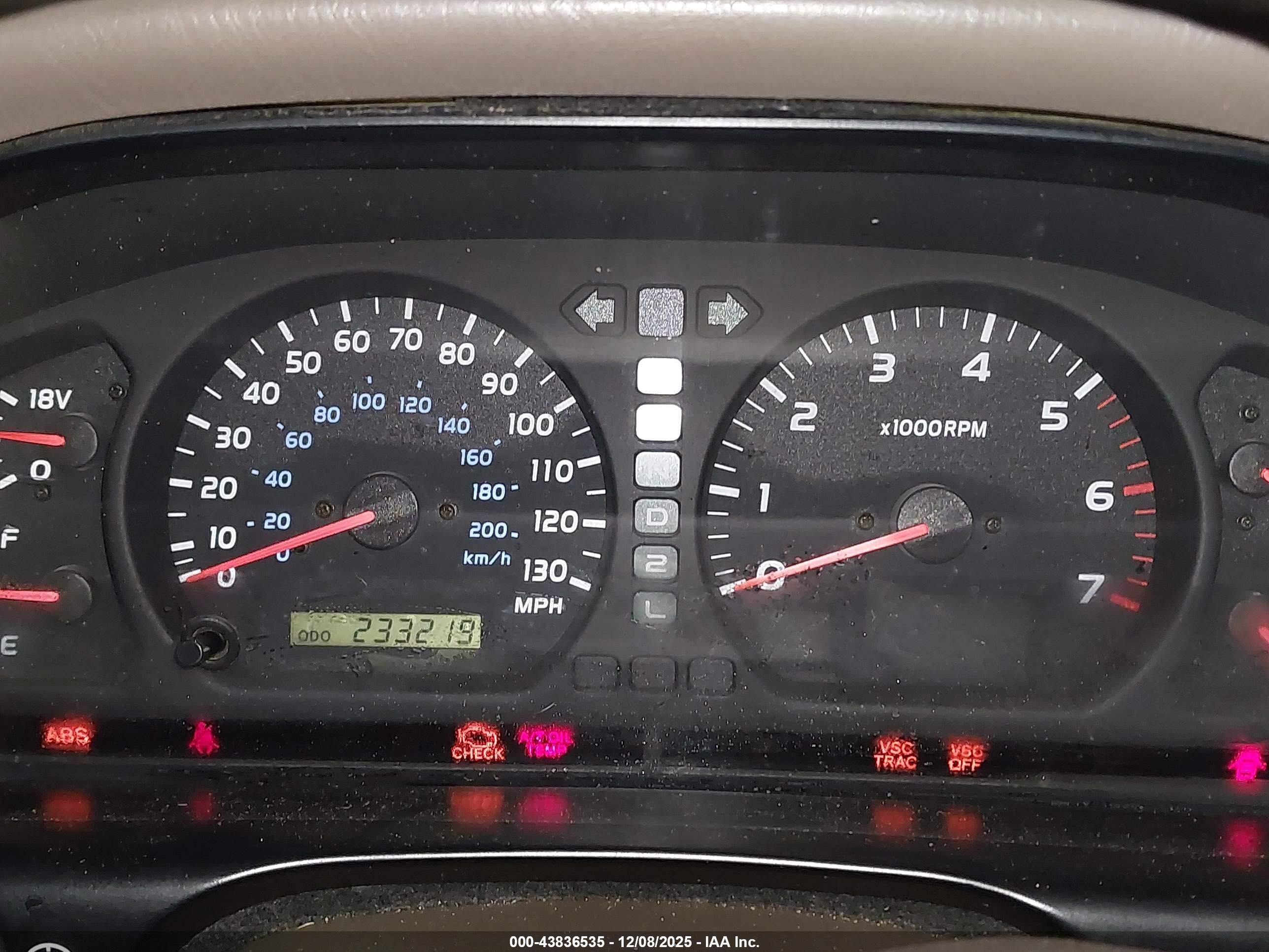 2001 Toyota Land Cruiser   Silver vin: JTEHT05J012016132