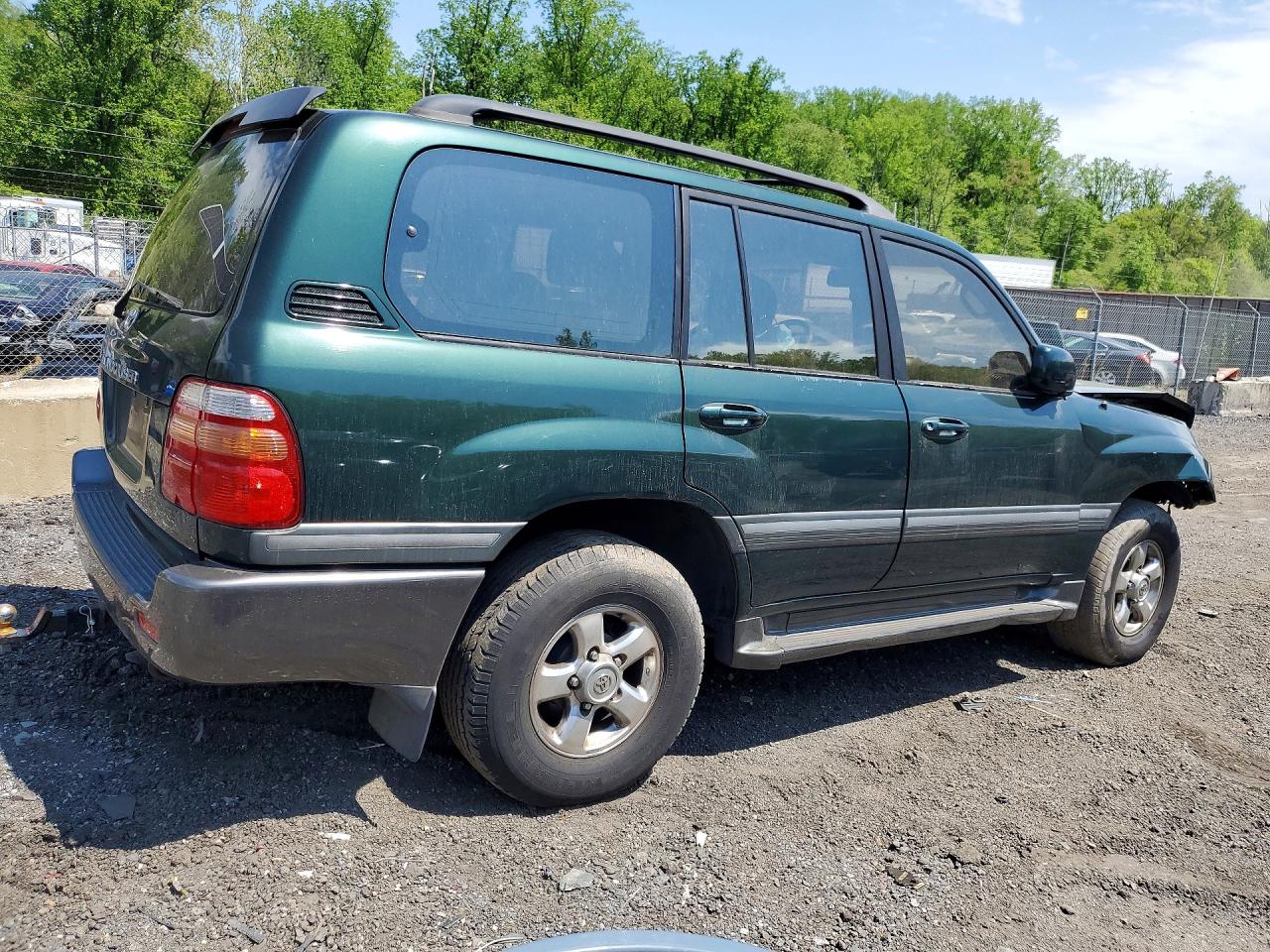 2002 Toyota Land Cruiser Base Green vin: JTEHT05J022020795