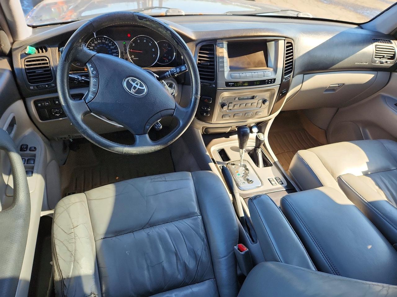2003 Toyota Land Cruiser Base Gray vin: JTEHT05J032048176
