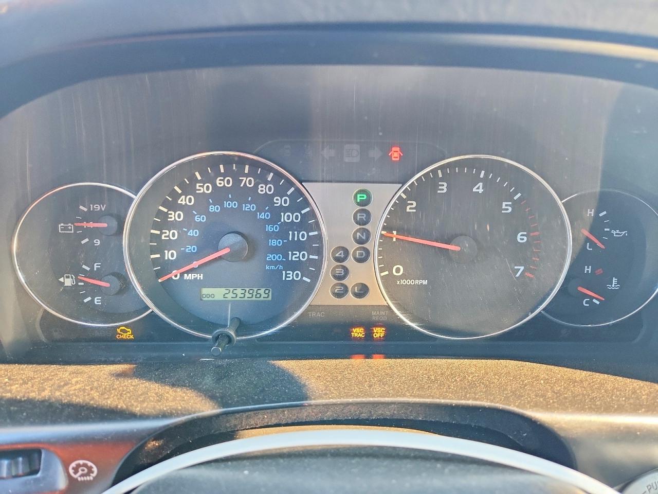 2003 Toyota Land Cruiser Base Gray vin: JTEHT05J032048176
