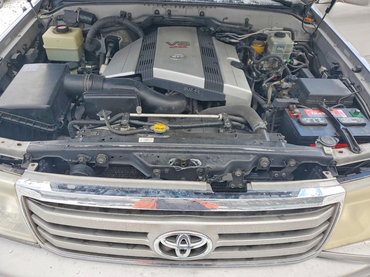 2006 Toyota Land Cruiser Silver vin: JTEHT05J062082669