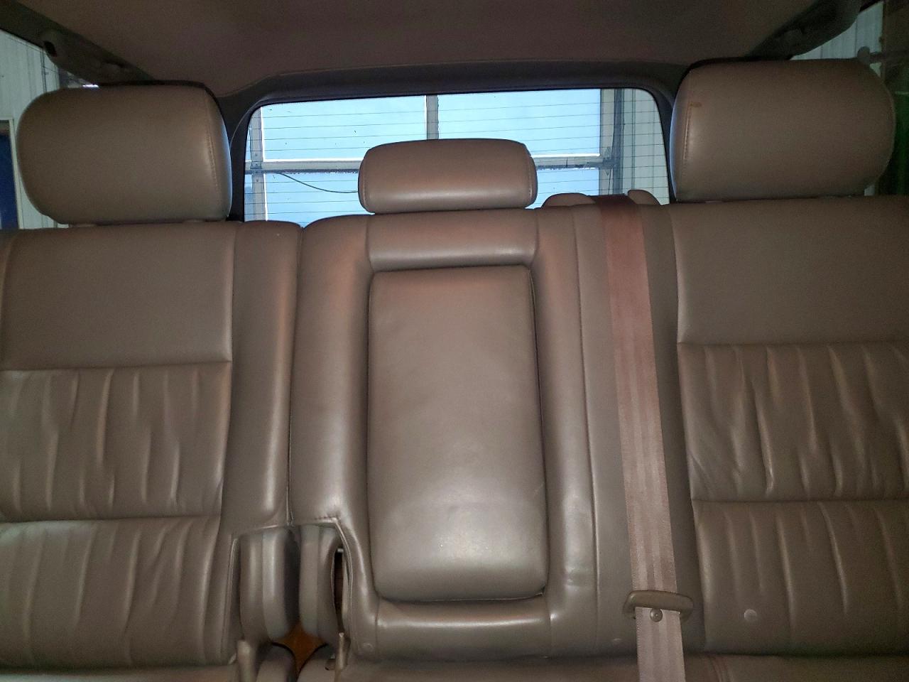 2006 Toyota Land Cruiser Base Blue vin: JTEHT05J062083014