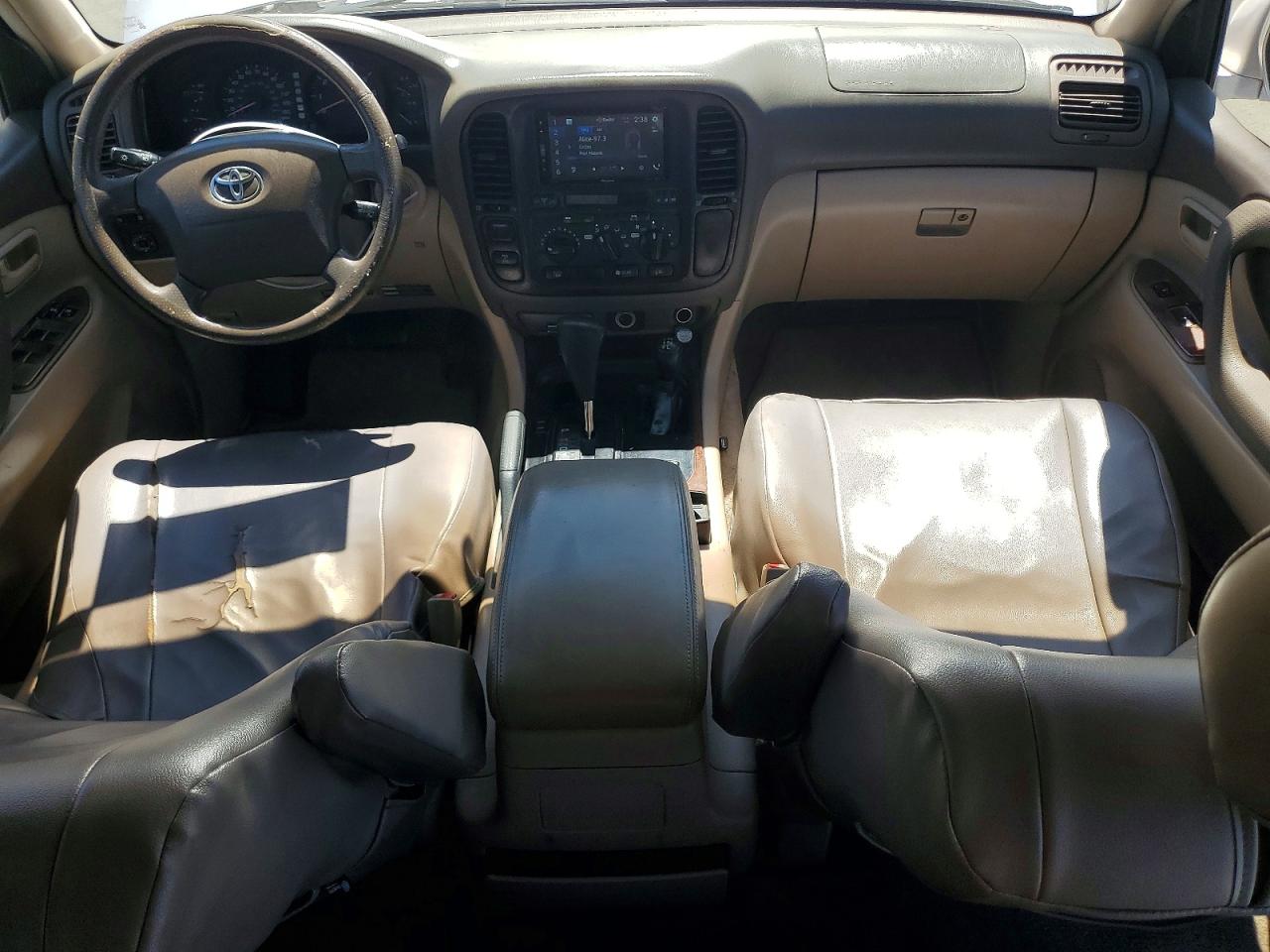 2001 Toyota Land Cruiser Base Silver vin: JTEHT05J112007911