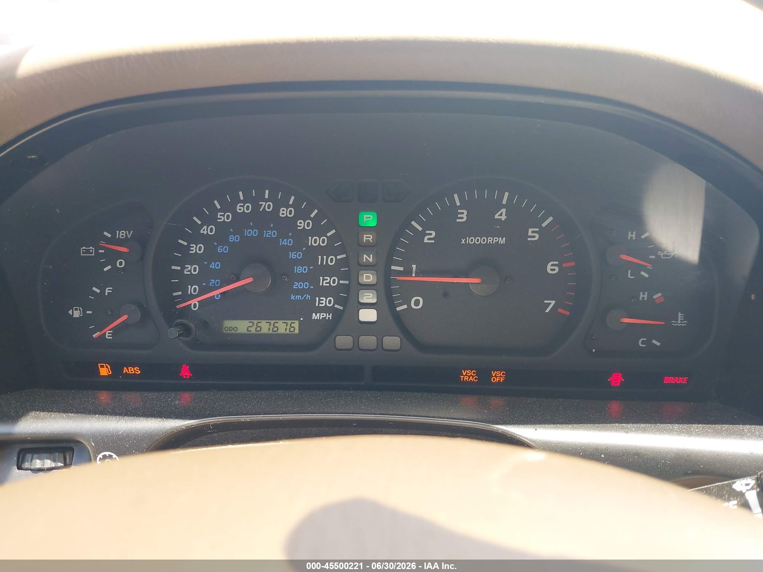 2002 Toyota Land Cruiser   Silver vin: JTEHT05J122020272