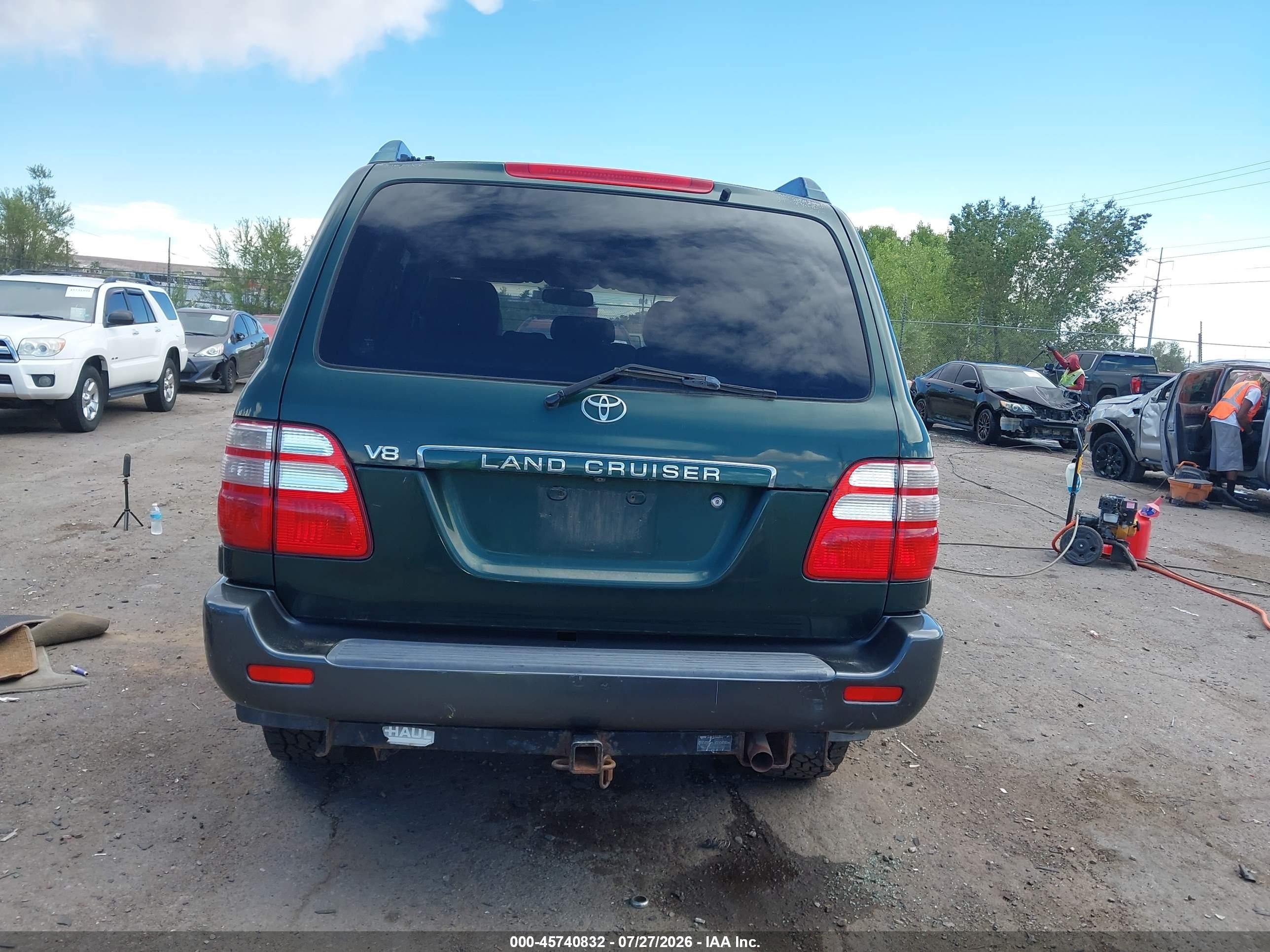 2005 Toyota Land Cruiser V8 Green vin: JTEHT05J152079245