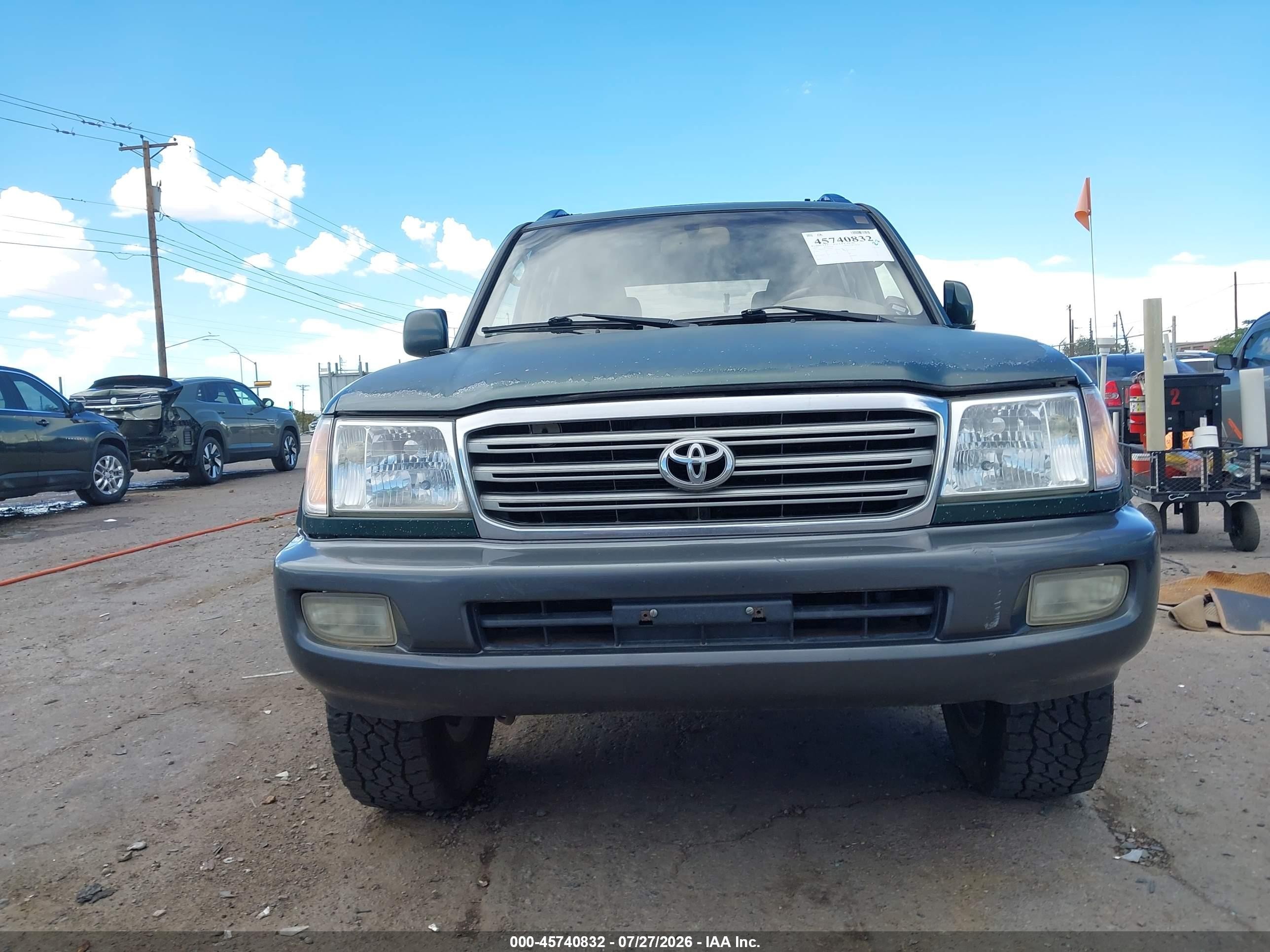 2005 Toyota Land Cruiser V8 Green vin: JTEHT05J152079245