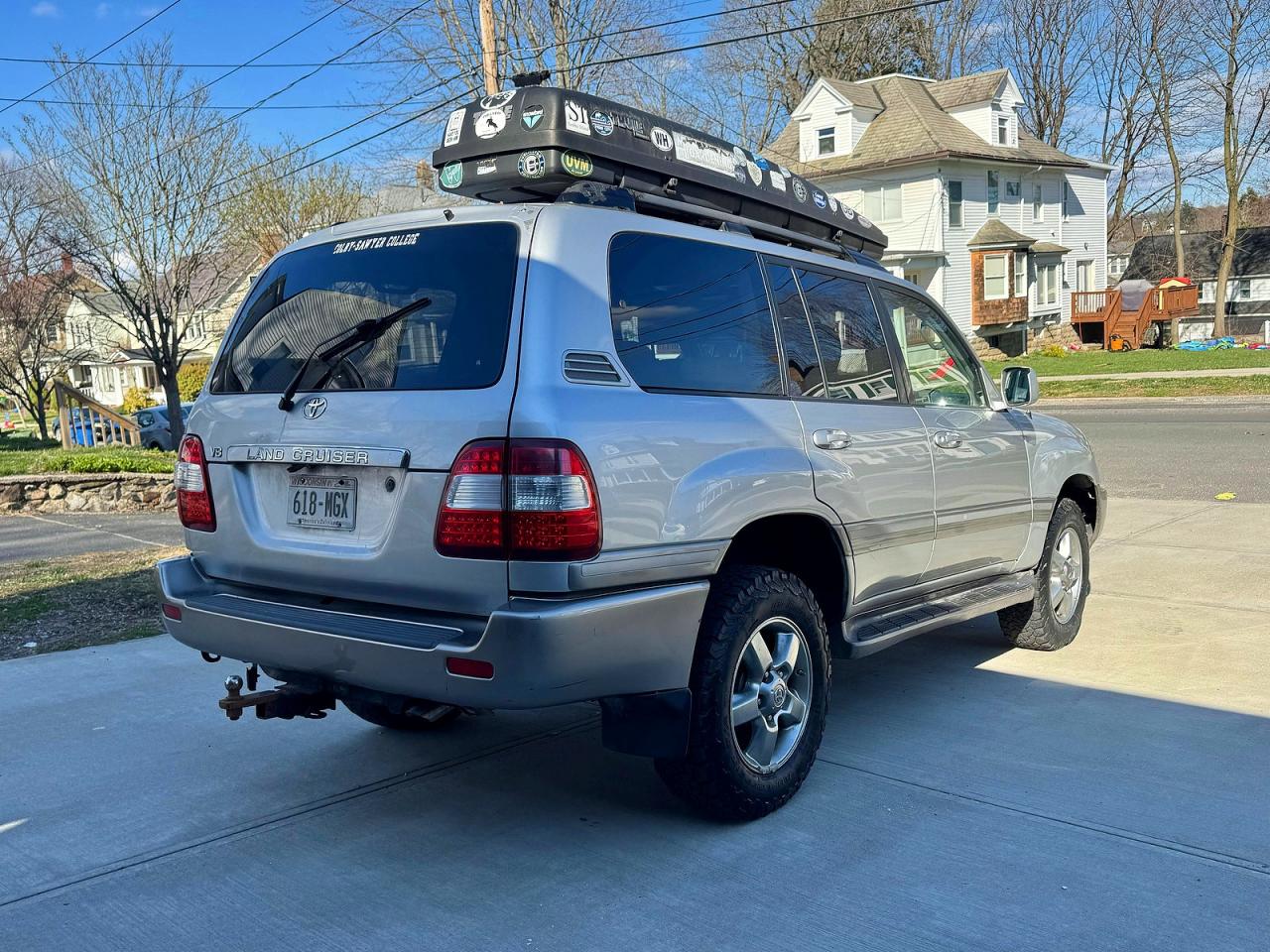 2006 Toyota Land Cruiser Base Silver vin: JTEHT05J162091476