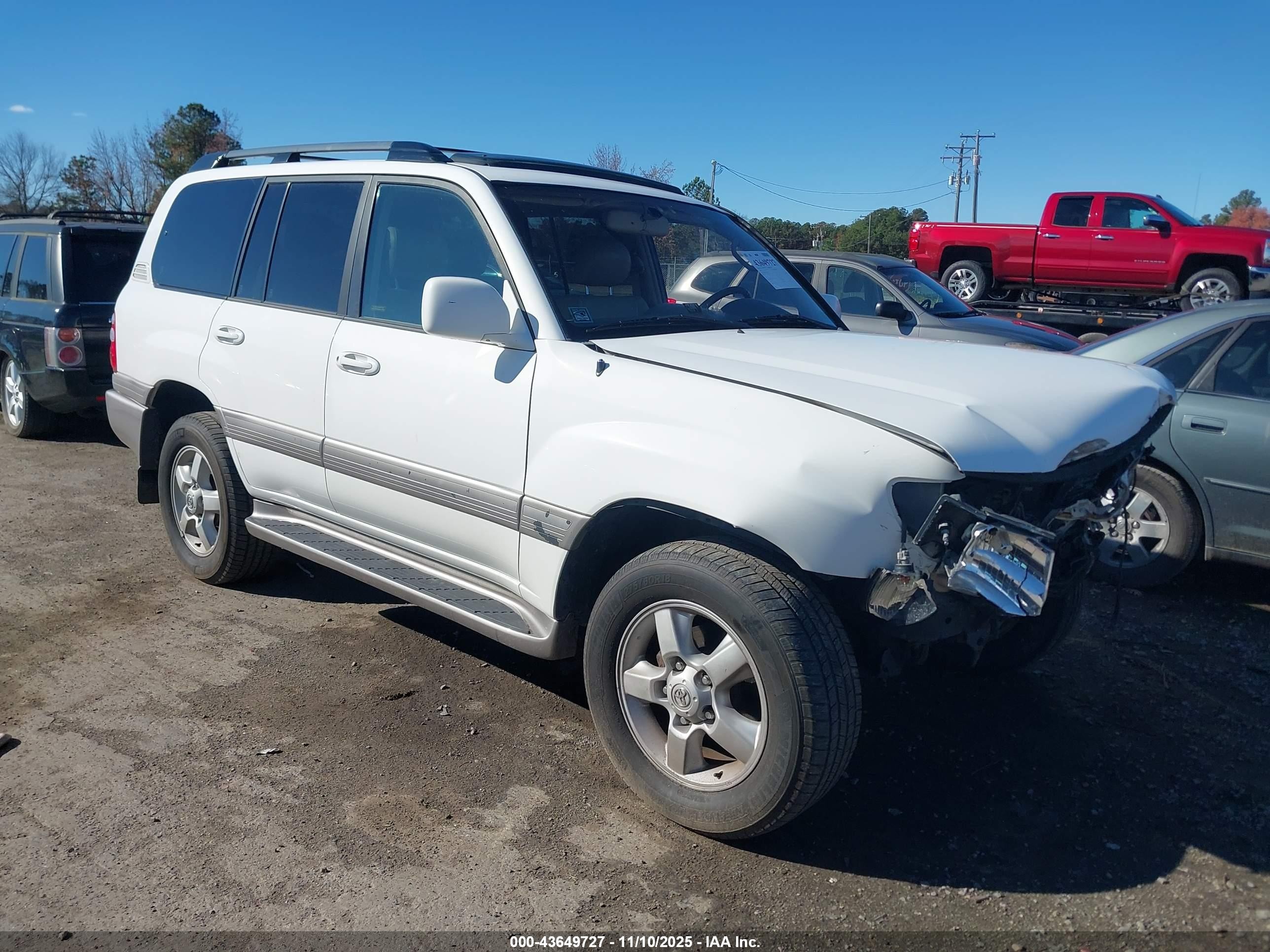 2004 Toyota Land Cruiser   Белый vin: JTEHT05J242057317