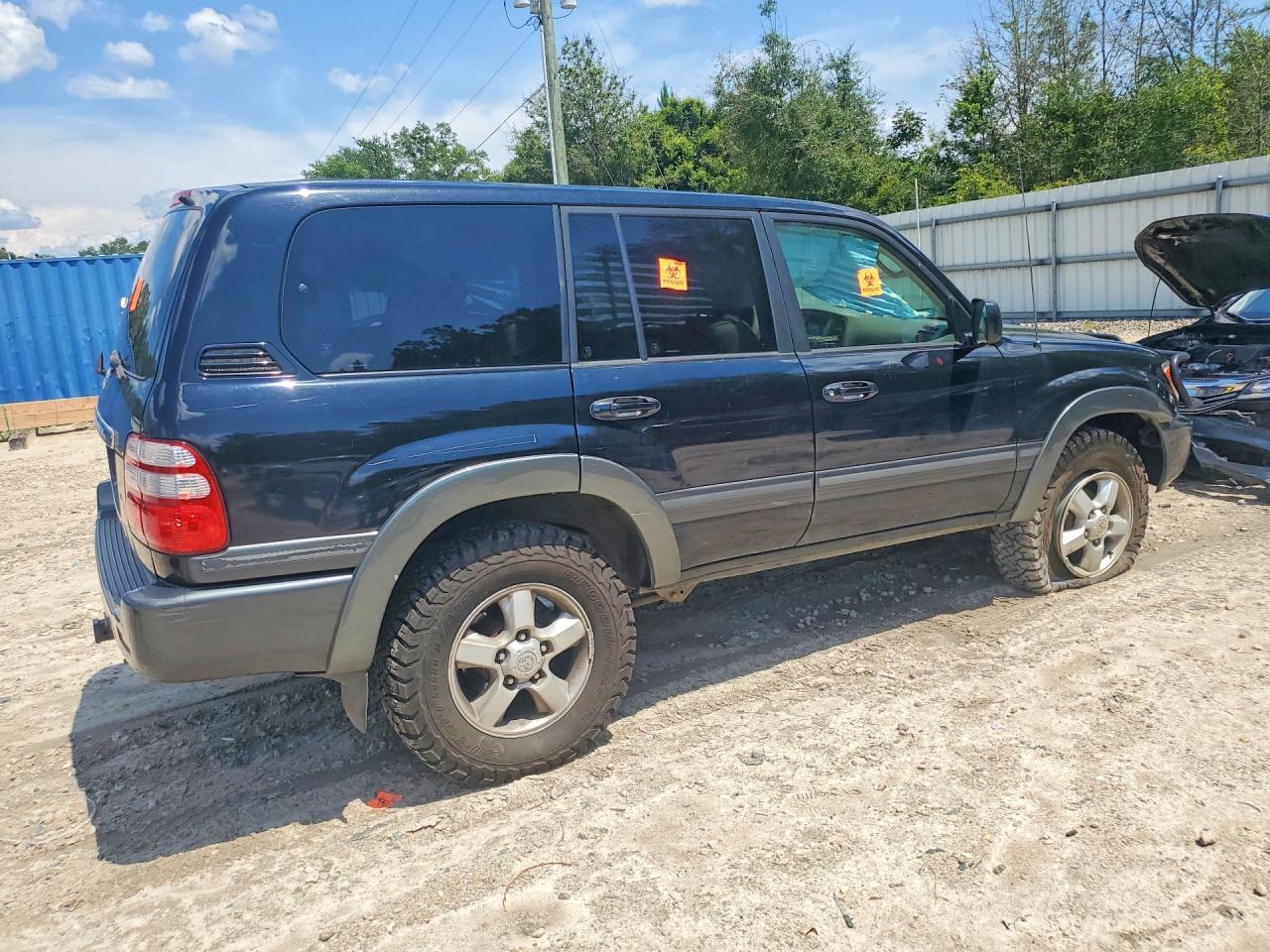 2004 Toyota Land Cruiser Base Black vin: JTEHT05J242060251