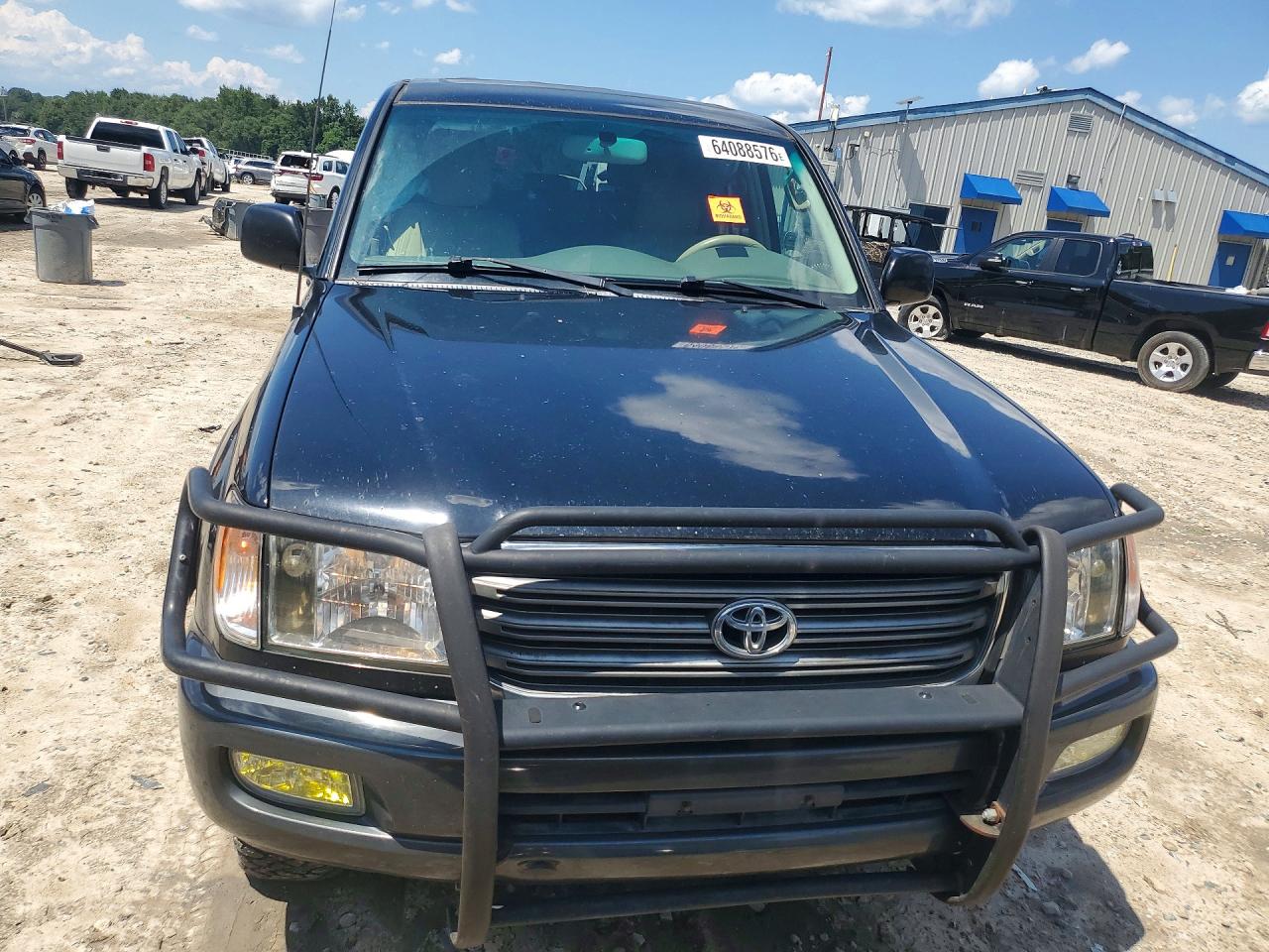 2004 Toyota Land Cruiser Base Black vin: JTEHT05J242060251