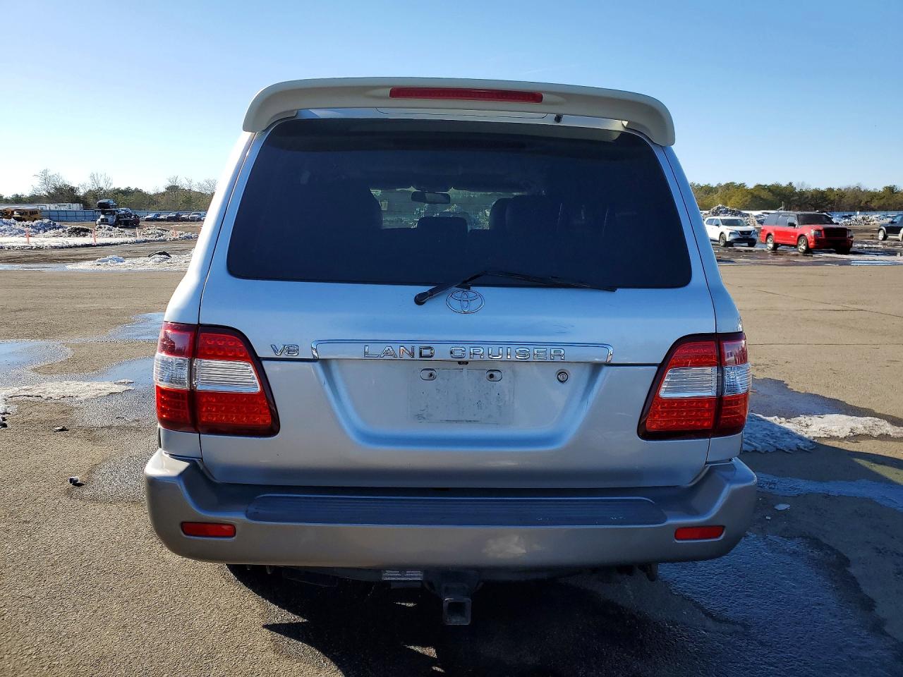 2006 Toyota Land Cruiser Silver vin: JTEHT05J262096492