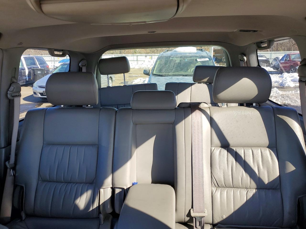 2006 Toyota Land Cruiser Silver vin: JTEHT05J262096492