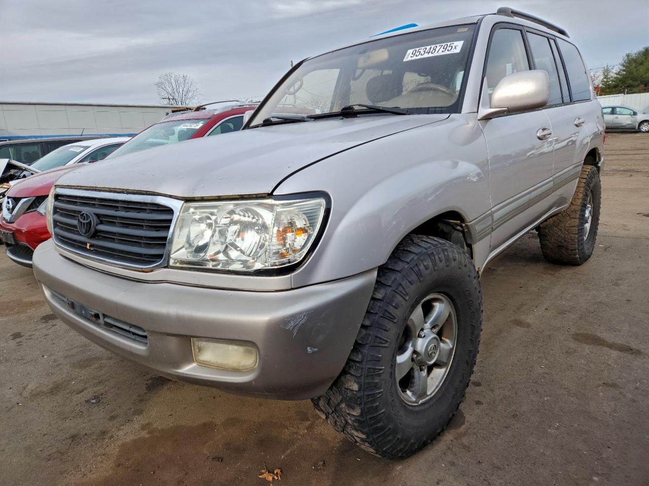 2002 Toyota Land Cruiser Silver vin: JTEHT05J322019981