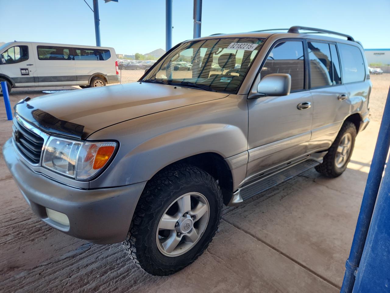 2002 Toyota Land Cruiser Silver vin: JTEHT05J322026509