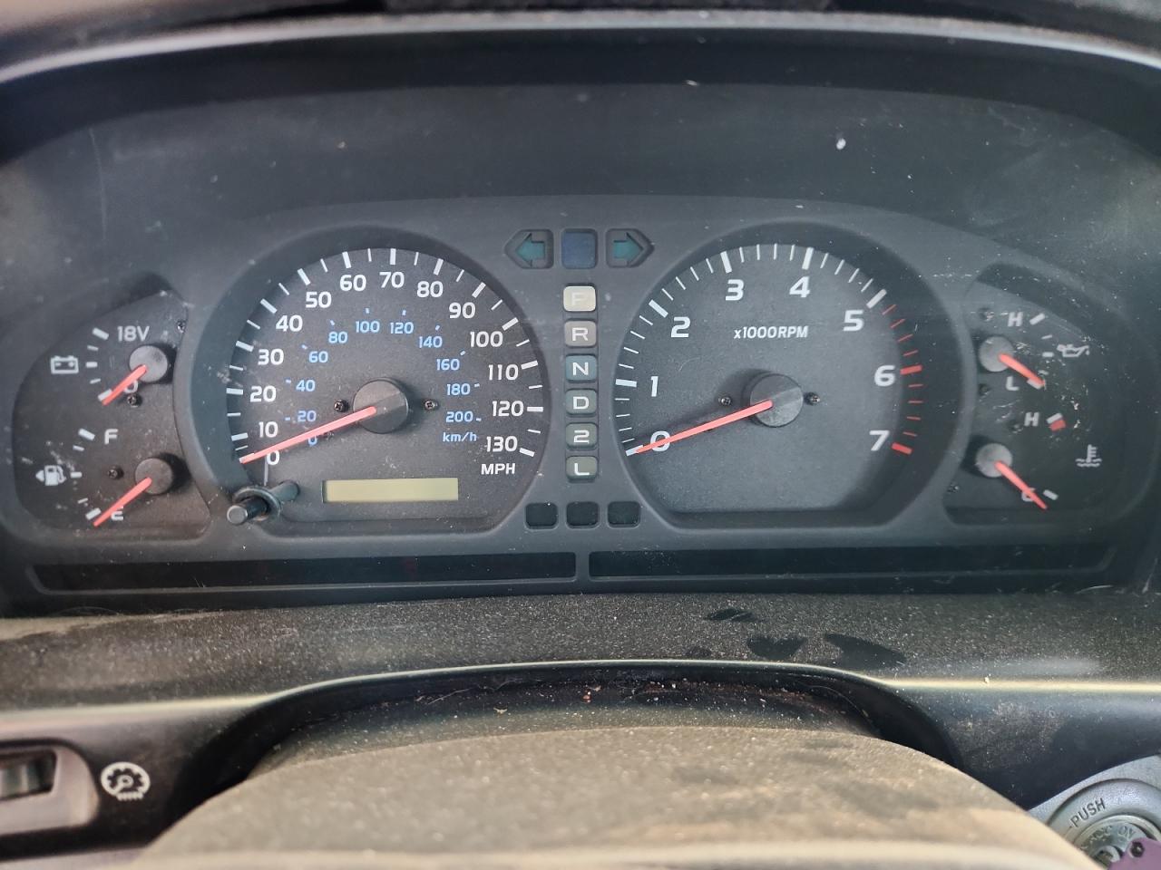 2002 Toyota Land Cruiser Серебряный vin: JTEHT05J322026509