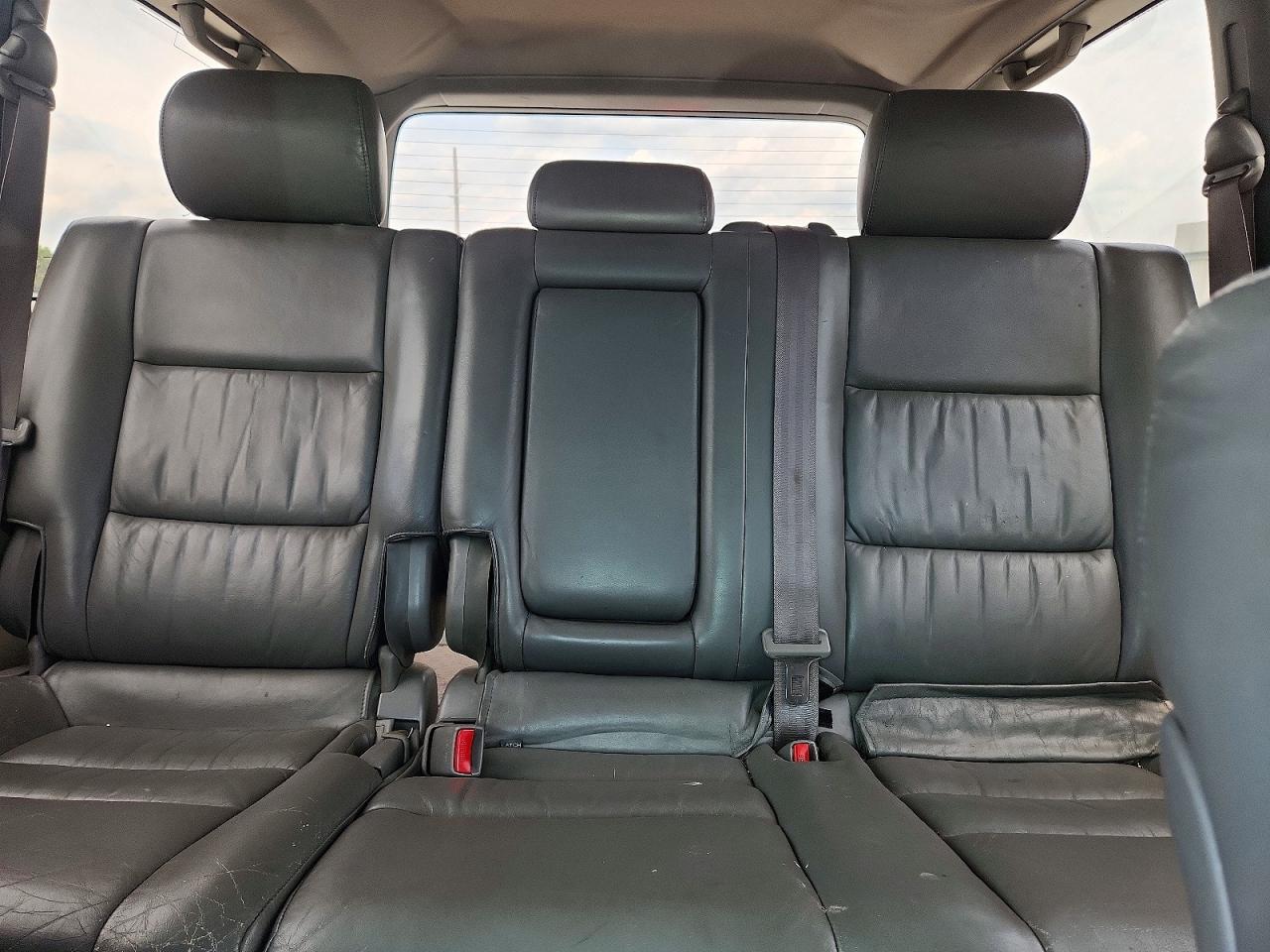 2003 Toyota Land Cruiser Base Black vin: JTEHT05J332041271