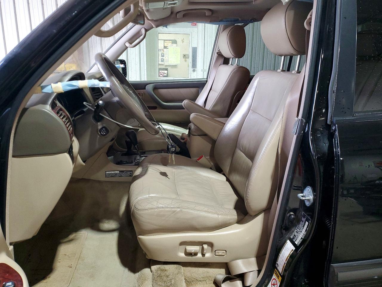 2006 Toyota Land Cruiser Base Black vin: JTEHT05J362086845
