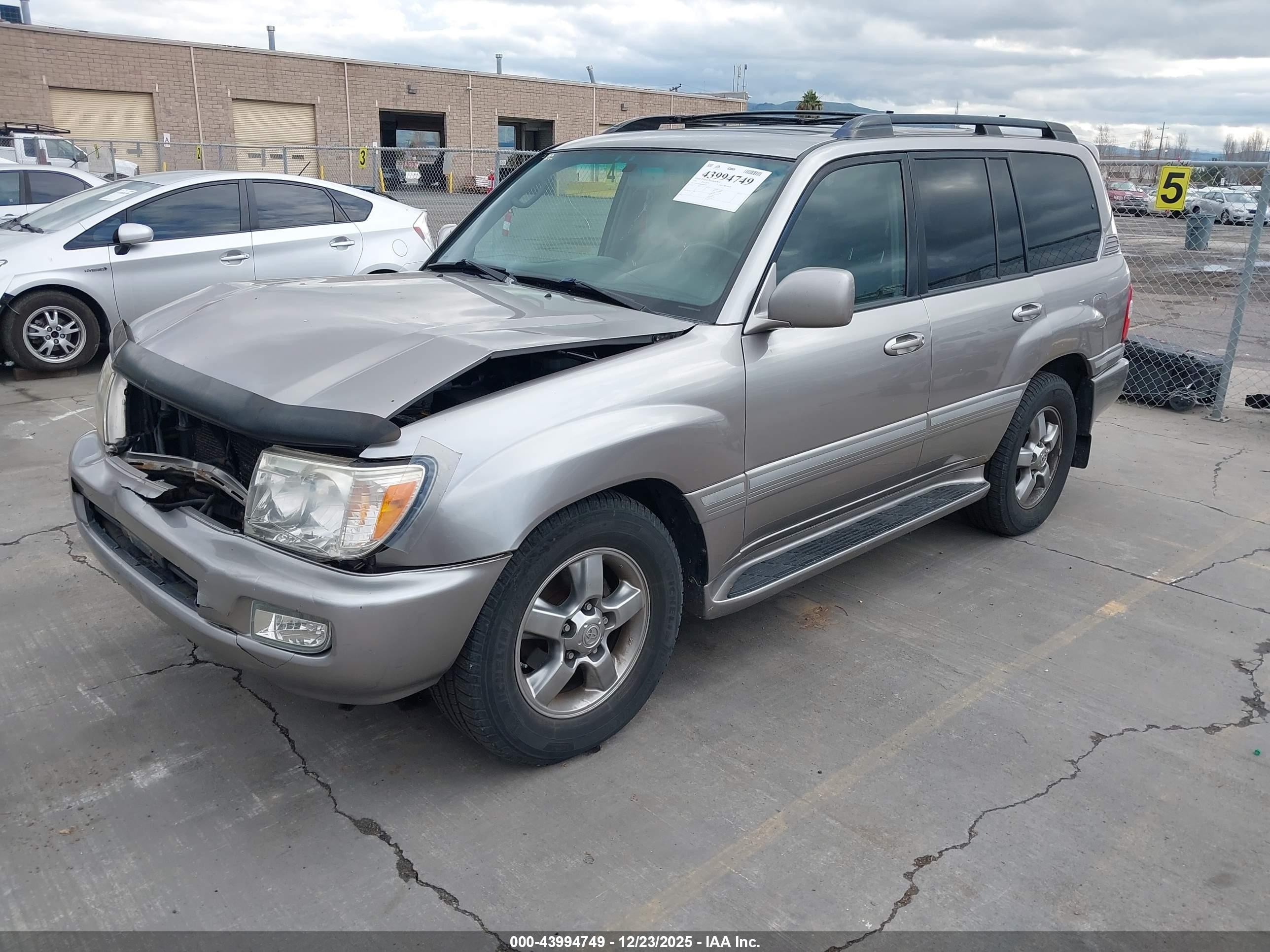 2006 Toyota Land Cruiser V8 Серый vin: JTEHT05J362089969