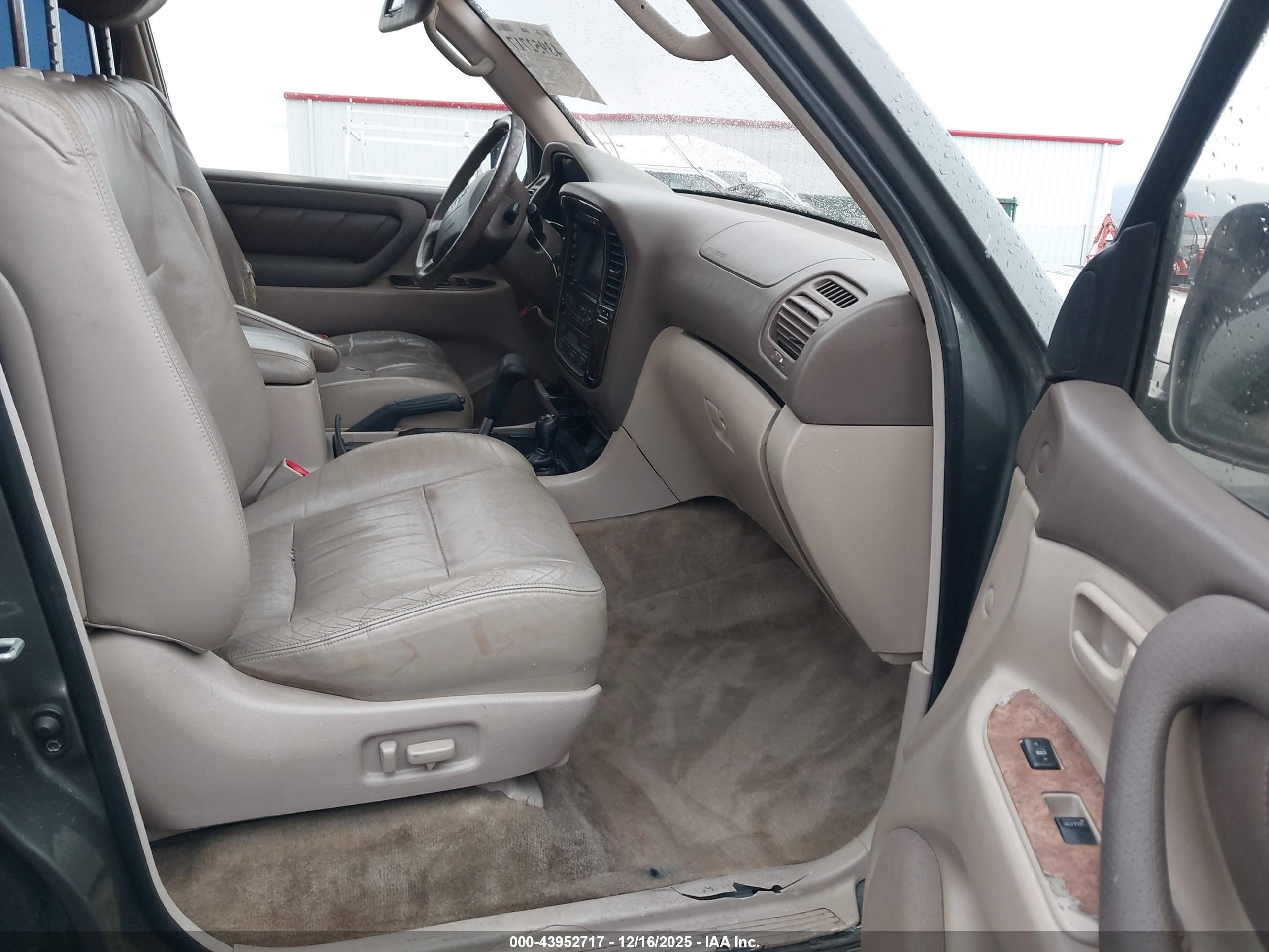 2001 Toyota Land Cruiser   Green vin: JTEHT05J412011838