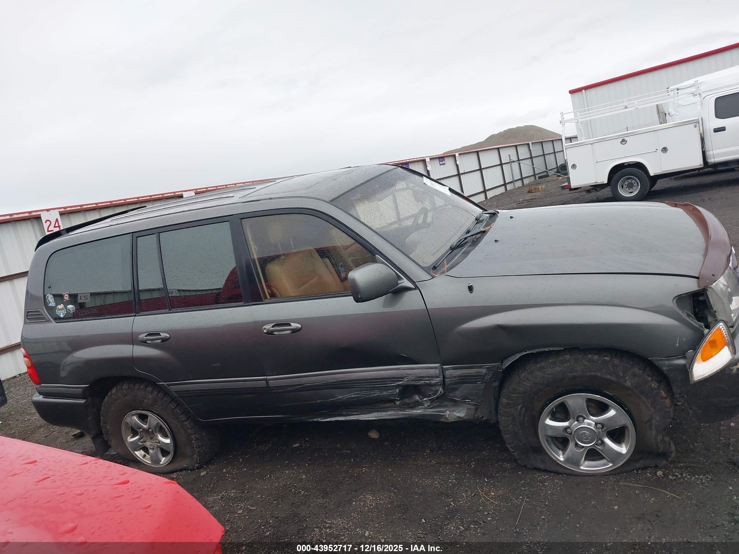 2001 Toyota Land Cruiser   Green vin: JTEHT05J412011838